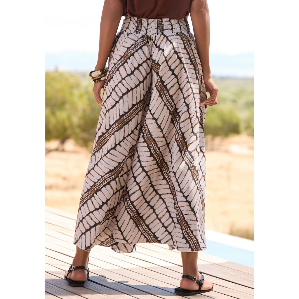 LASCANA Hosenrock, mit Alloverdruck, Culotte, extraweites Bein