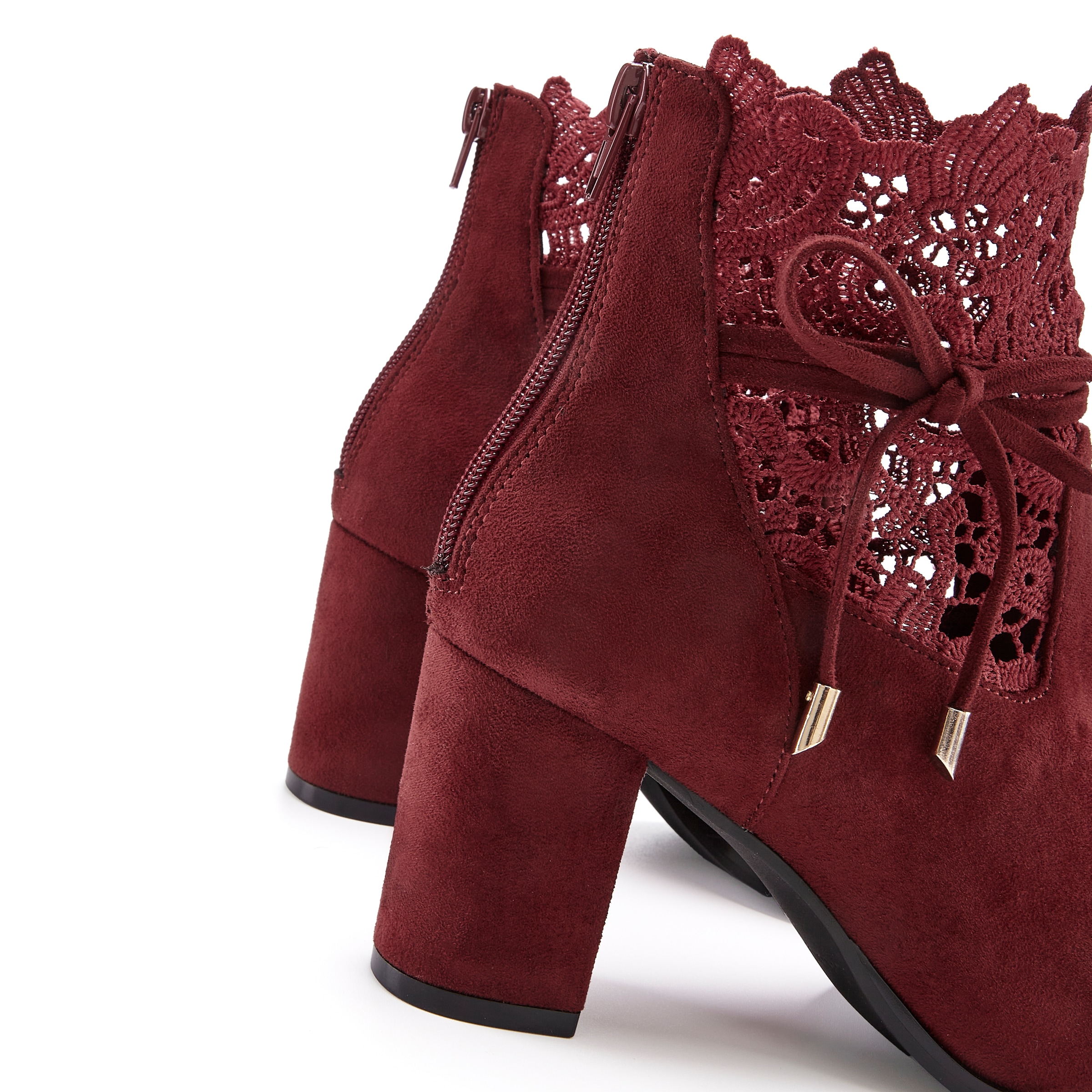 LASCANA High-Heel-Stiefelette, mit modischer Spitze und bequemen Blockabsatz, Ankle Boot, Stiefel
