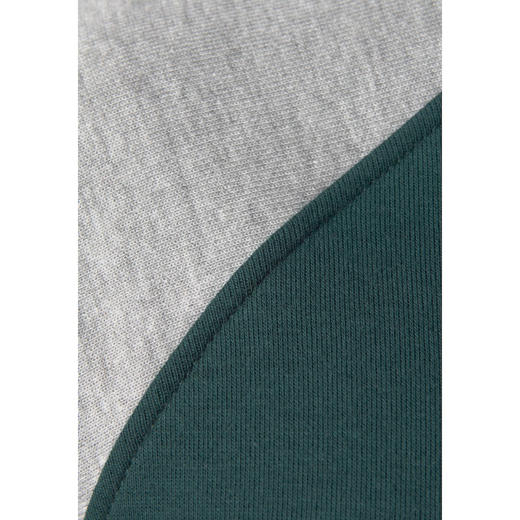Bench. Loungewear Kapuzensweatshirt, mit farblich abgesetzten Ärmeln und Logodruck, Loungeanzug, Hoodie