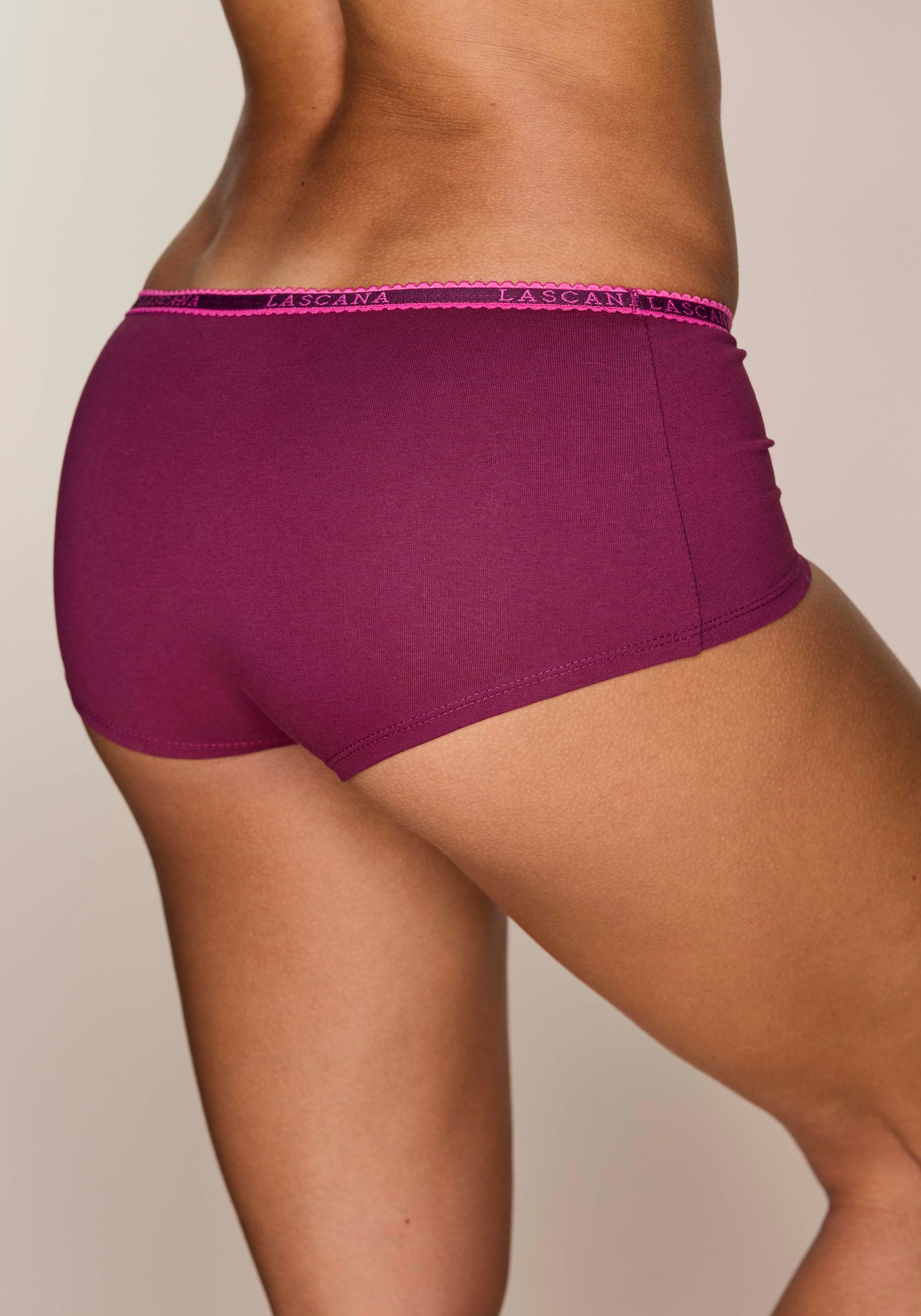LASCANA Panty 4er-Pack,  aus elastischer Baumwoll-Qualität