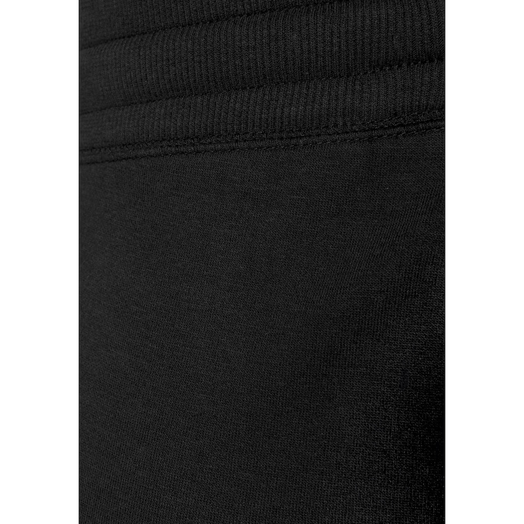 Bench. Loungewear Loungehose, mit aufgesetzten Taschen, Loungewear