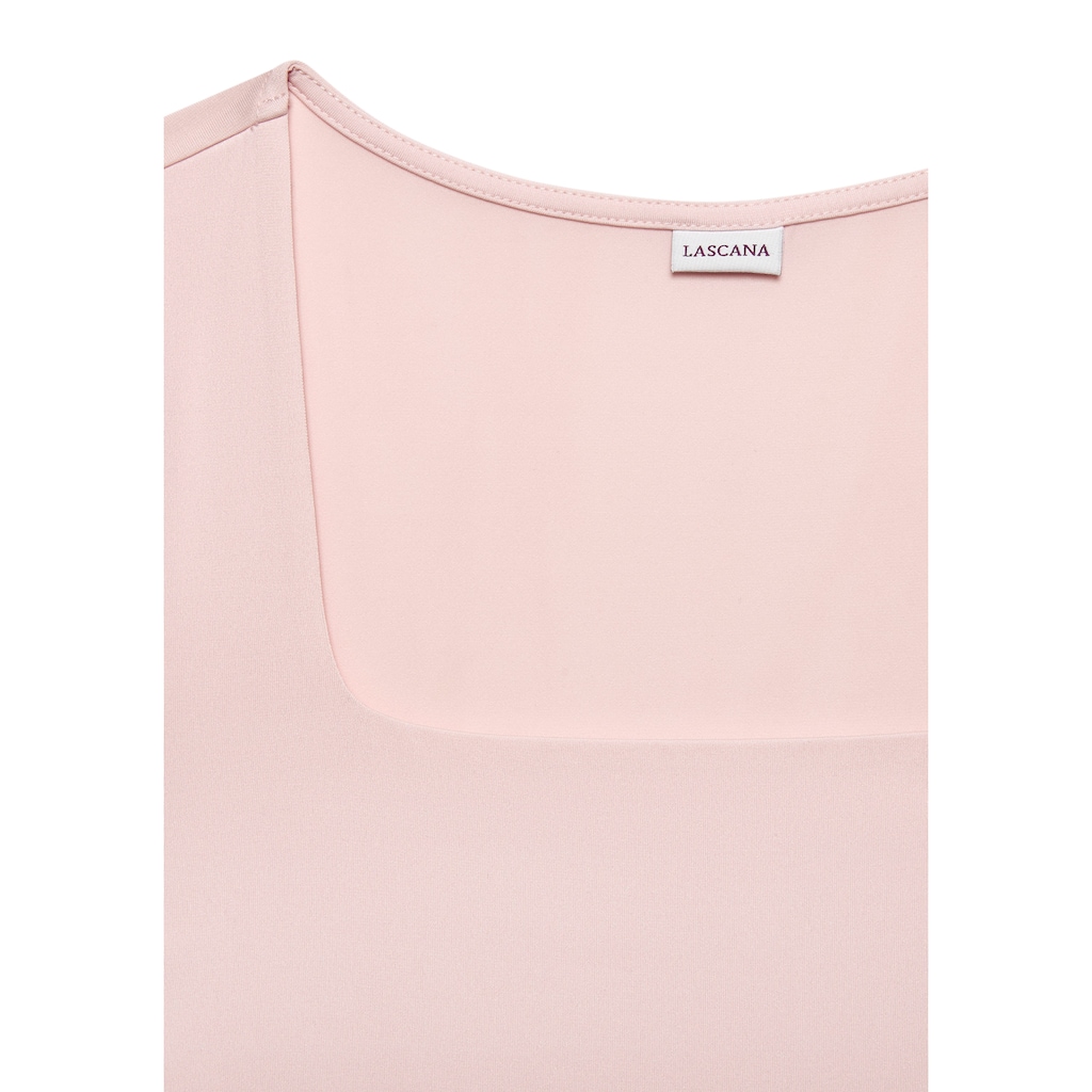LASCANA T-Shirt, aus bügelfreiem Material, elegantes Kurzarmshirt, doppellagig