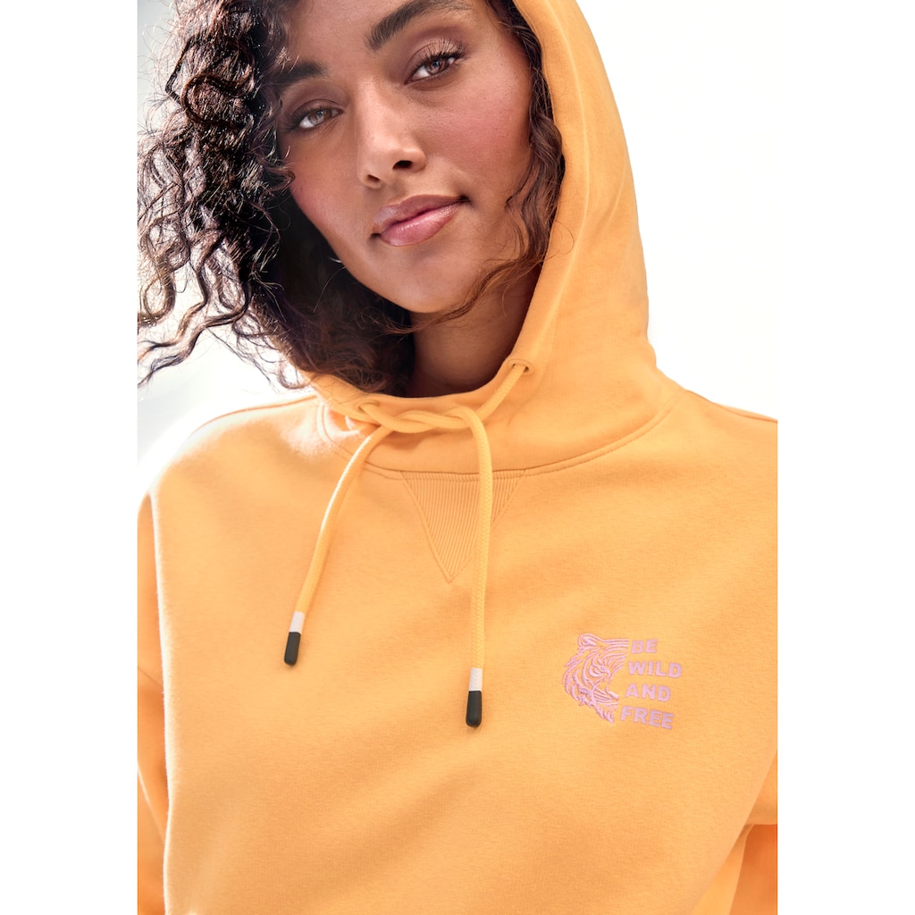 Buffalo Kapuzenpullover, mit Kontraststickerei und seitliche Taschen