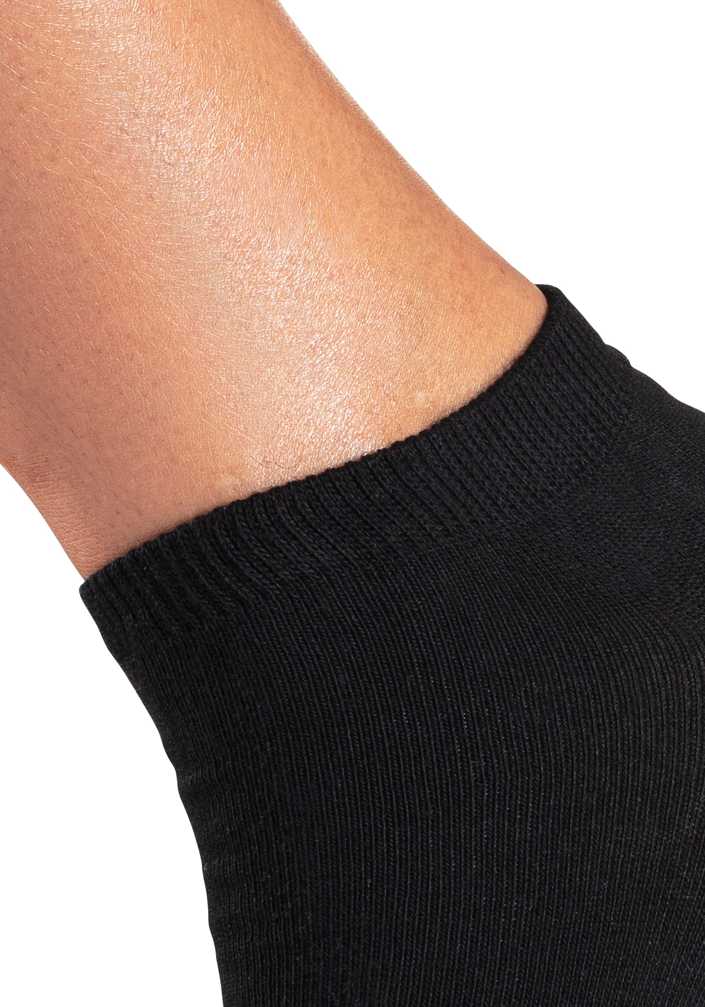 Bench. Sneakersocken, (Dose, 7 Paar), verpackt in der Dose
