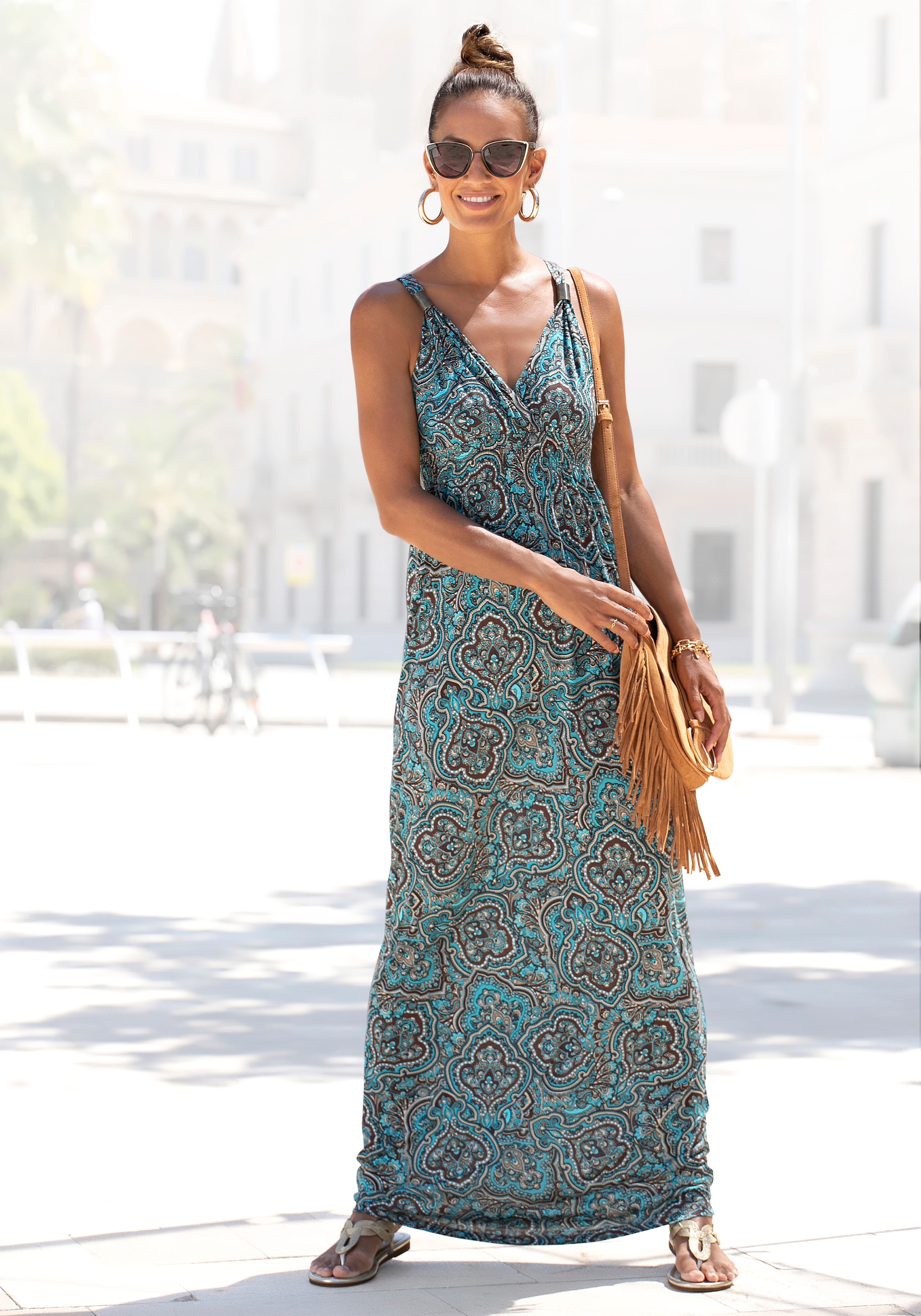 LASCANA Maxikleid mit Paisleymuster und verstellbarem Ausschnitt, Sommerkleid