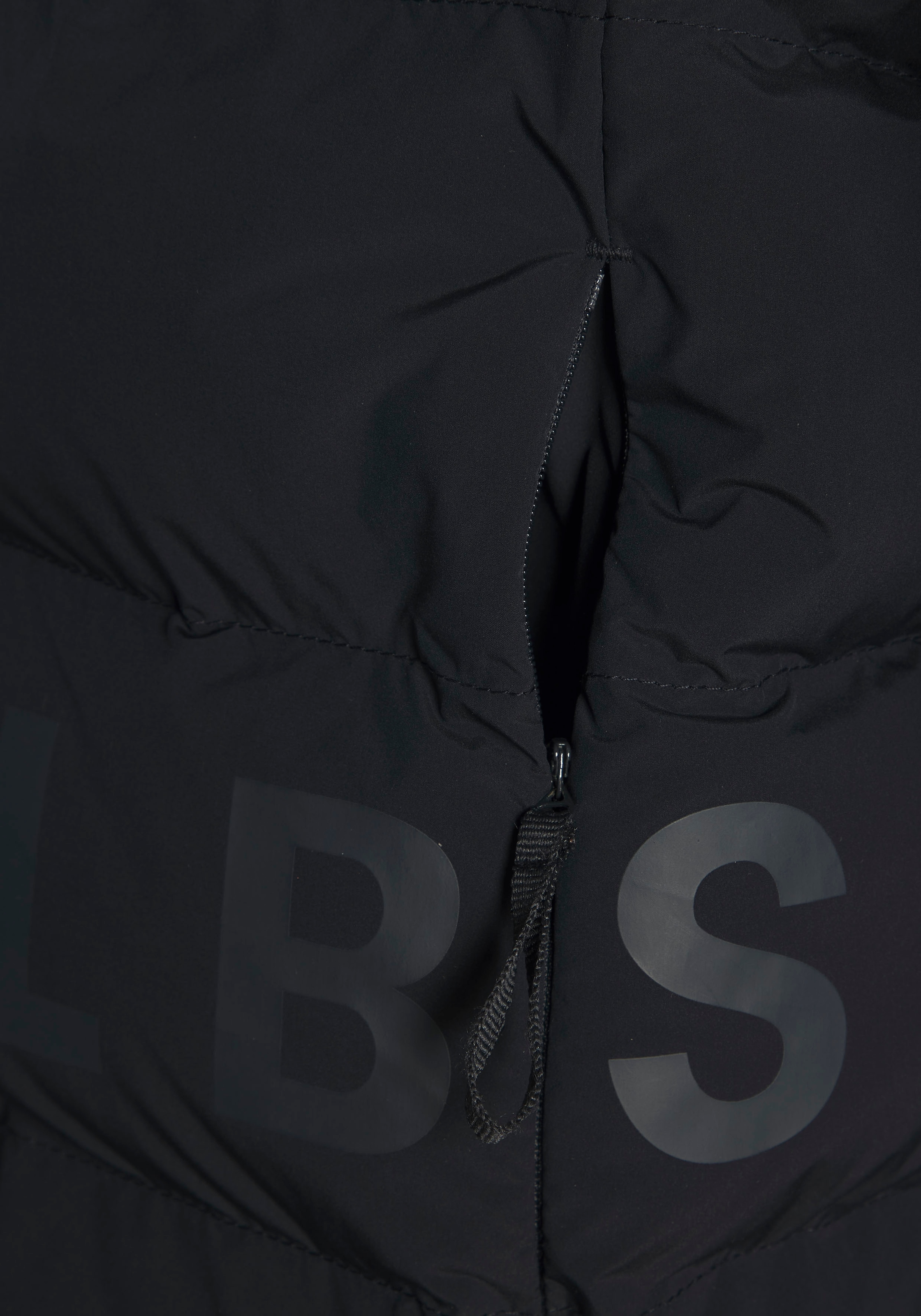 Elbsand Steppjacke mit grossem seitlichen Logo-Print