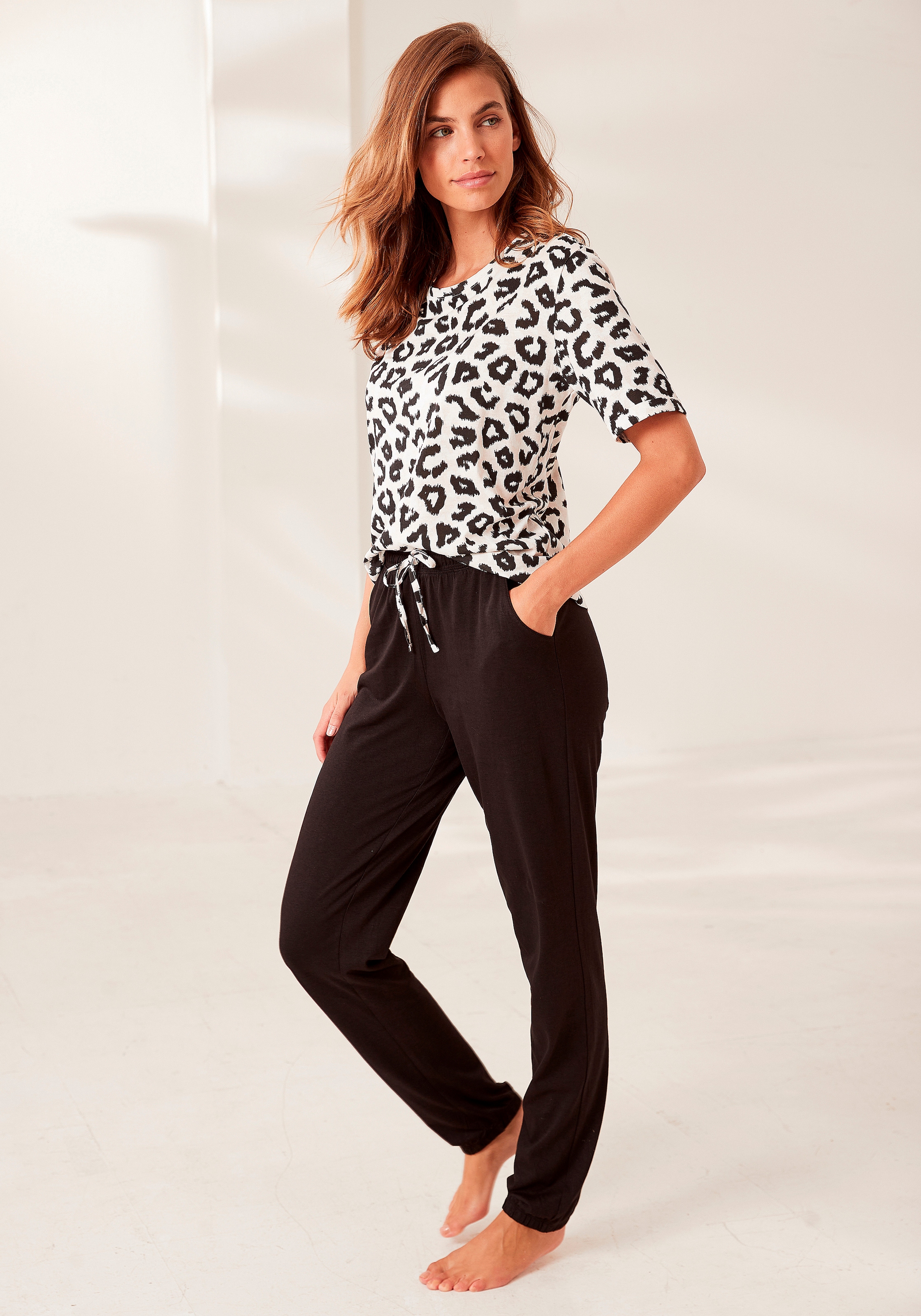 Vivance Dreams Pyjama, mit Animalprint