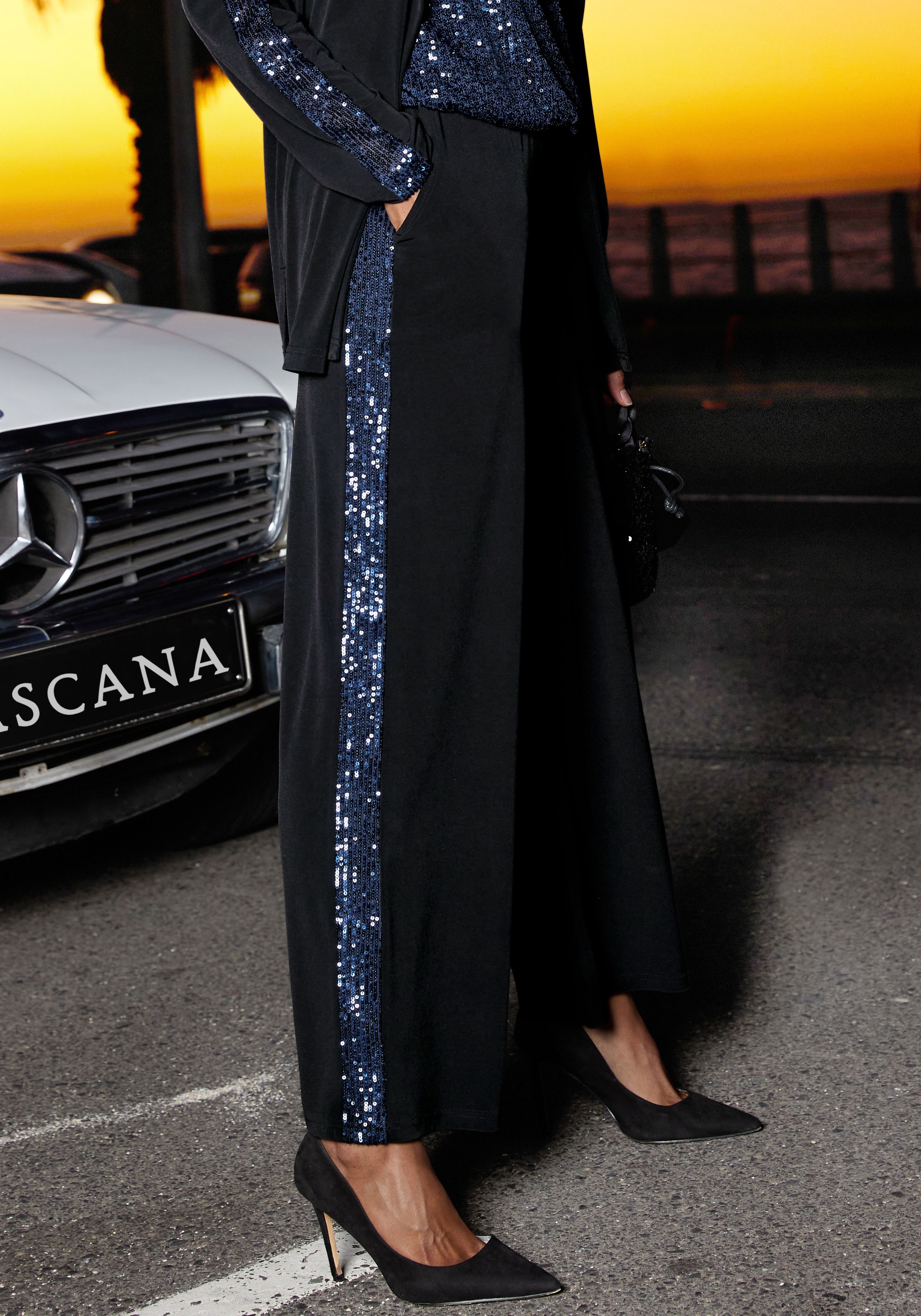 LASCANA Schlupfhose mit Pailettenstreifen, Partyhose, festlich