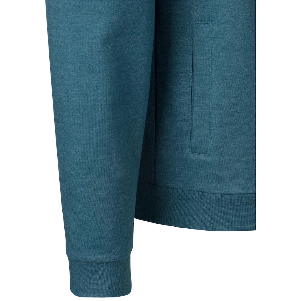 Bench. Loungewear Sweatjacke, mit seitlichen Eingrifftaschen, aus leichter und bequemer Sweatware
