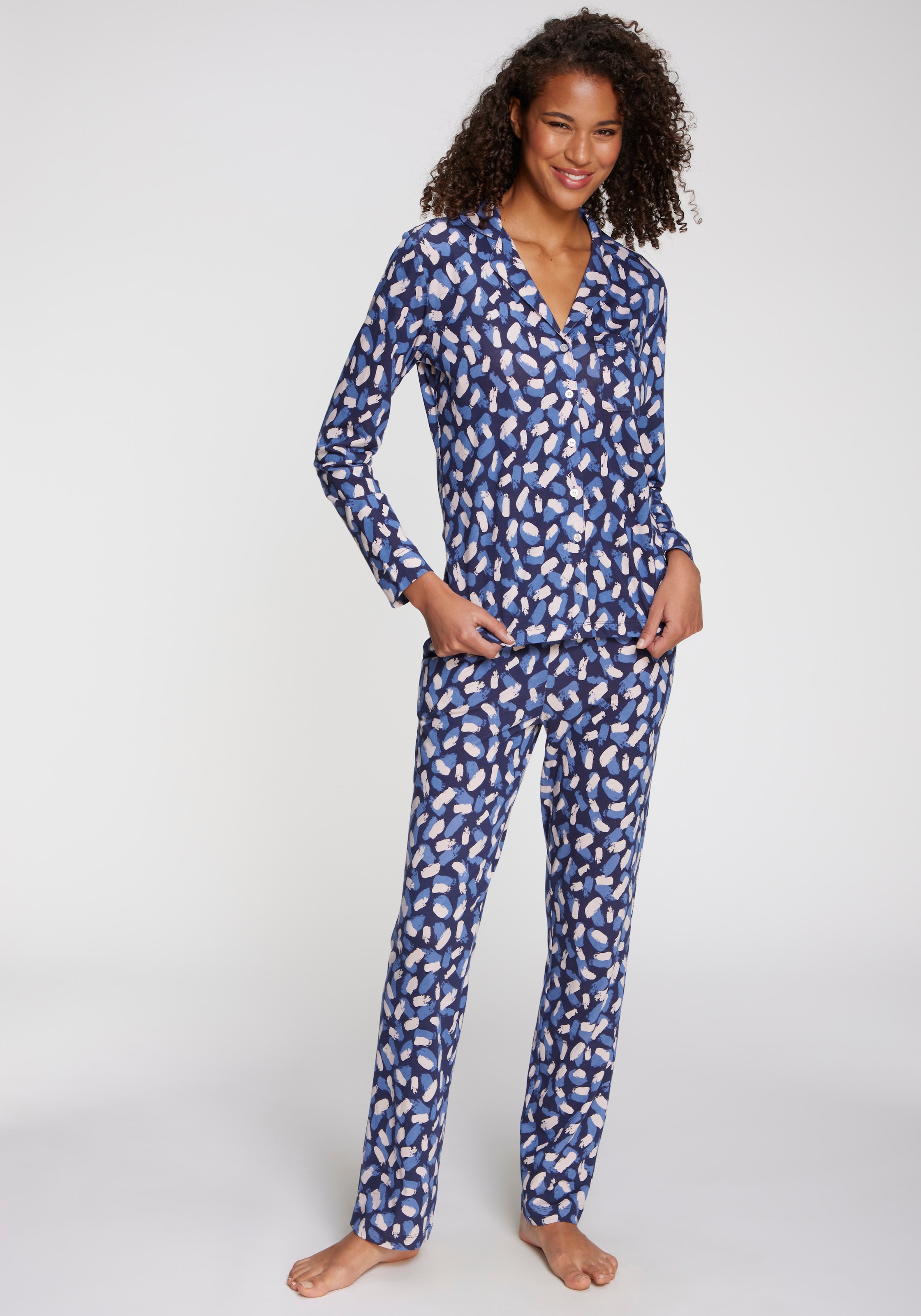 s.Oliver Haut de pyjama Mit schönem Alloverdruck