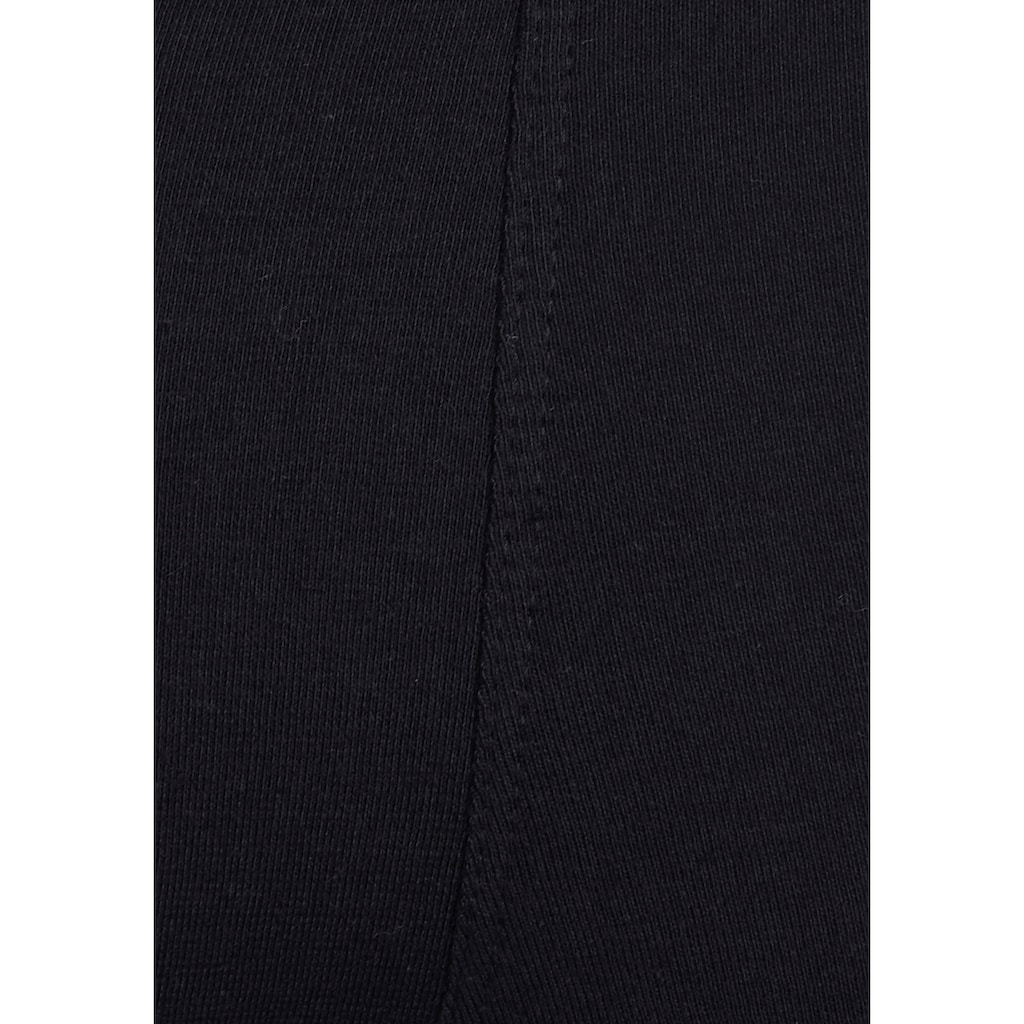 Buffalo Hipster, (Packung, 4 St.), knapp sitzende Boxershorts mit Kontrastbund aus Baumwollmischung