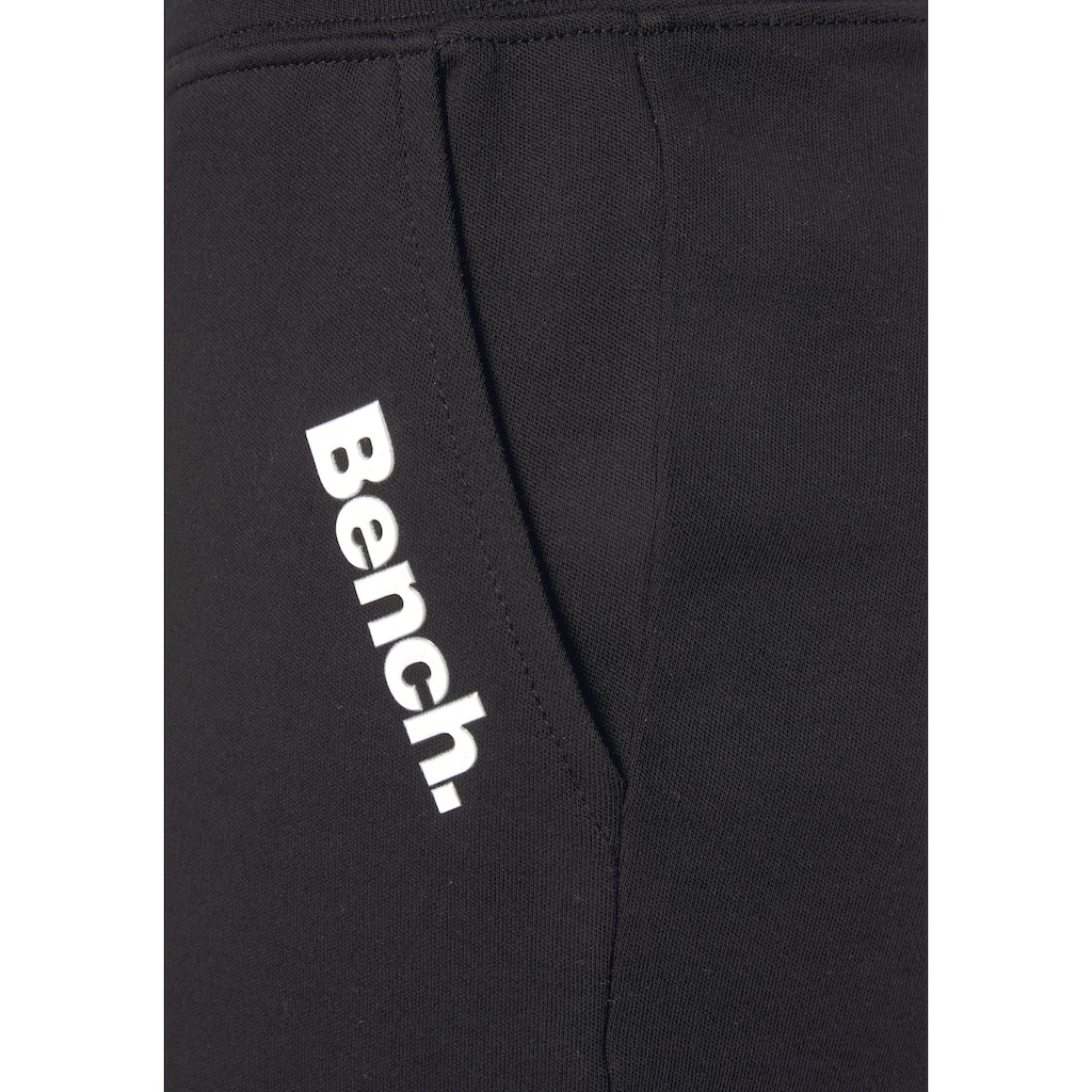 Bench. Loungewear Sweathose, mit Druckknöpfen am Bund, Loungeanzug