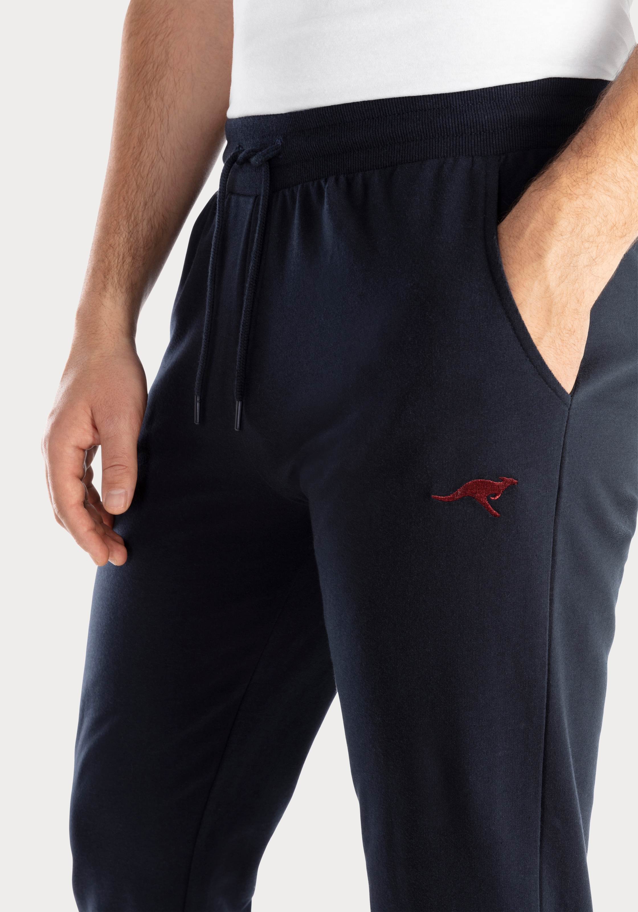 KangaROOS Sweathose, Jogginghose mit kleiner Logostickerei