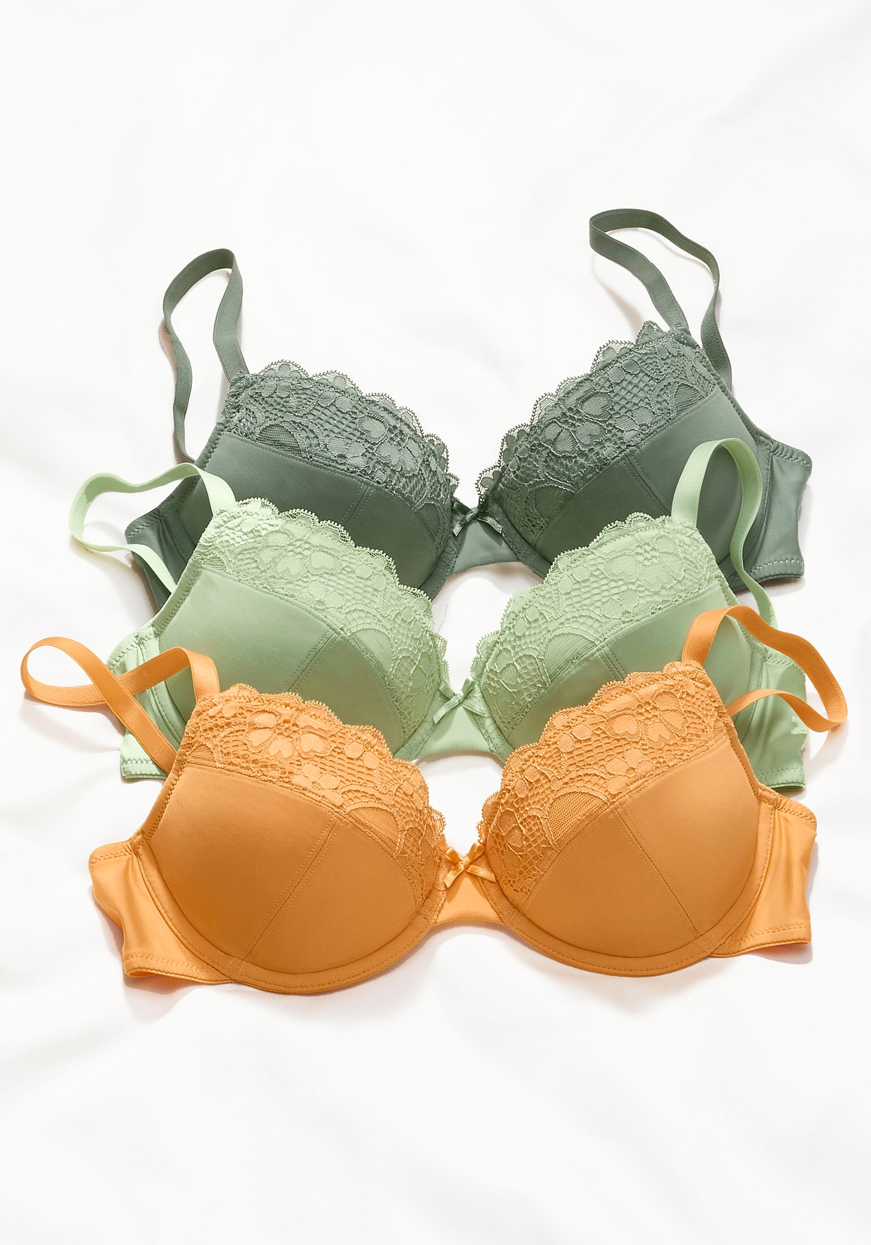 petite fleur Push-up-BH Packung, 3 Stück, mit Bügel im attraktiven Multipack, Dessous