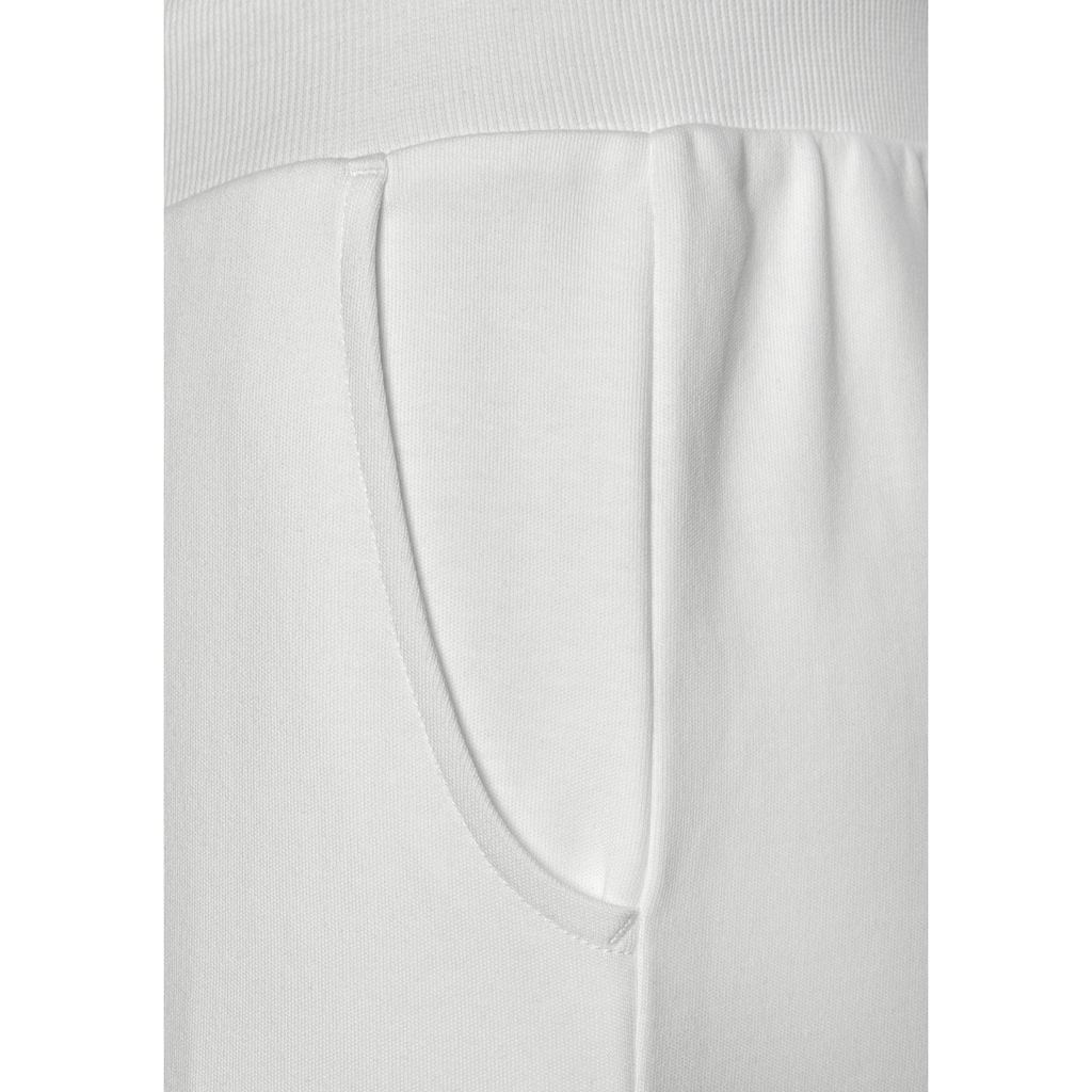 Bench. Loungewear Relaxhose, mit glänzender Logostickerei, Loungeanzug