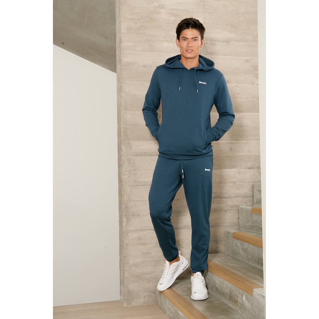 Bench. Loungewear Hoodie, Sweatshirt mit Kapuze und seitlichen Taschen, Baumwollmischung