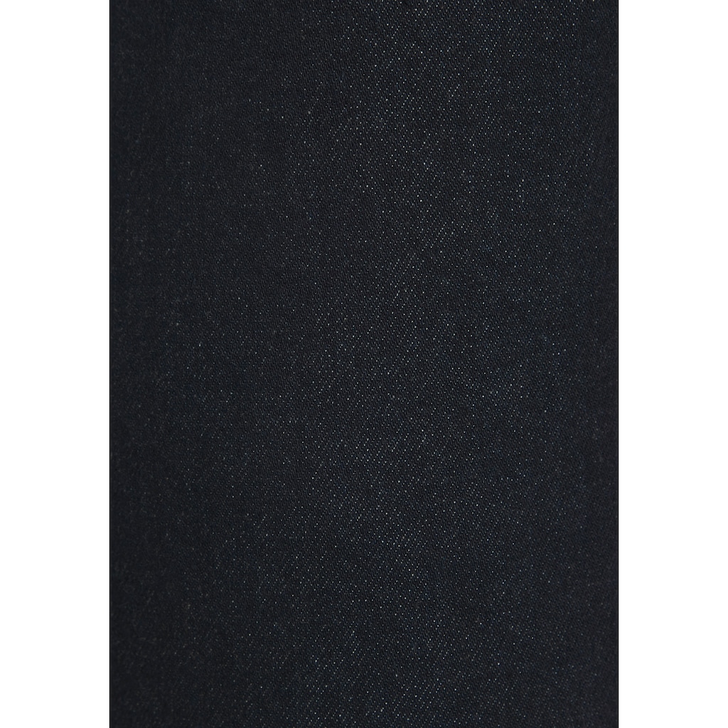 LASCANA Mom-Jeans, mit hohem Bund. elastische Denimware