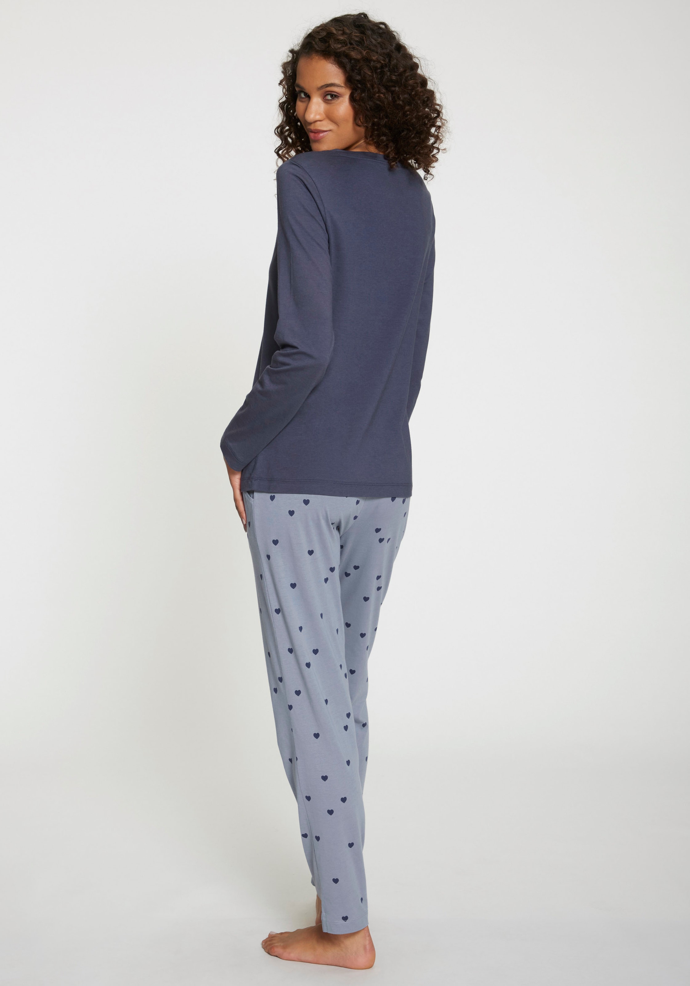 Vivance Dreams Pyjama, (2 tlg.), mit süssem Schrift-Aufdruck