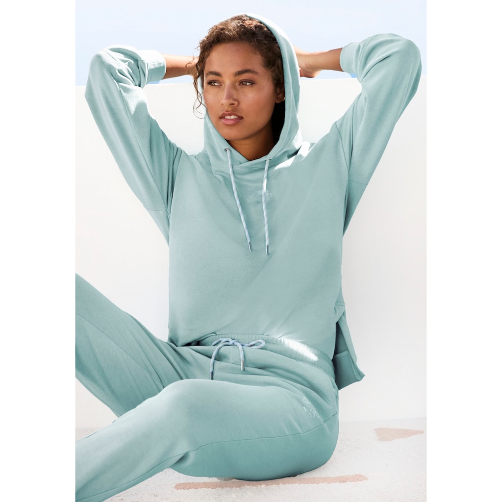 Buffalo Hoodie, Kapuzensweatshirt mit grossem Rückenprint- mit Glanz-Effekt, Loungewear
