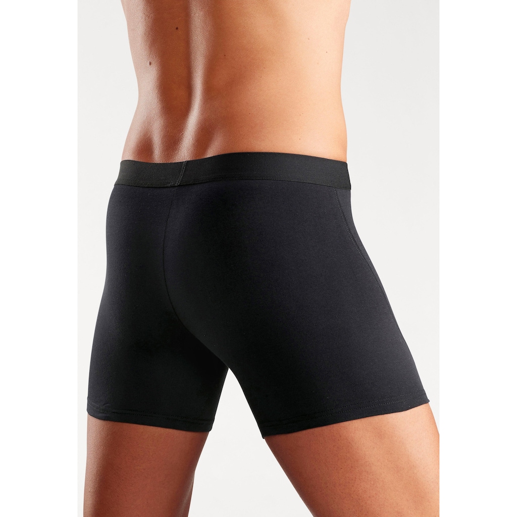 Bruno Banani Boxer »Boxershorts für Herren«, (Packung, 4 St.), mit längerem Bein und auffälligen Logobund