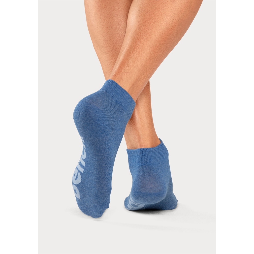 Bench. Kurzsocken, (Federtasche, 7 Paar), in ansprechendem Mäppchen mit Reissverschluss