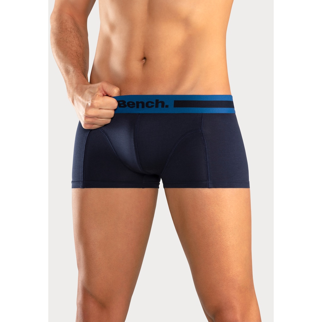 Bench. Hipster, (Packung, 4 St.), knapp sitzende Boxershorts aus Baumwollmischung