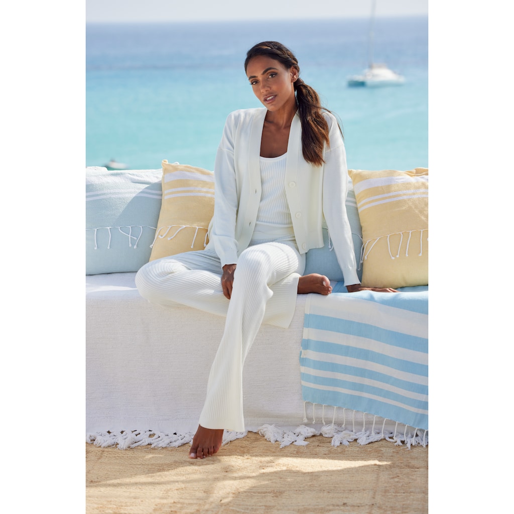 LASCANA Strickjacke, in kurzer Form, Loungewear