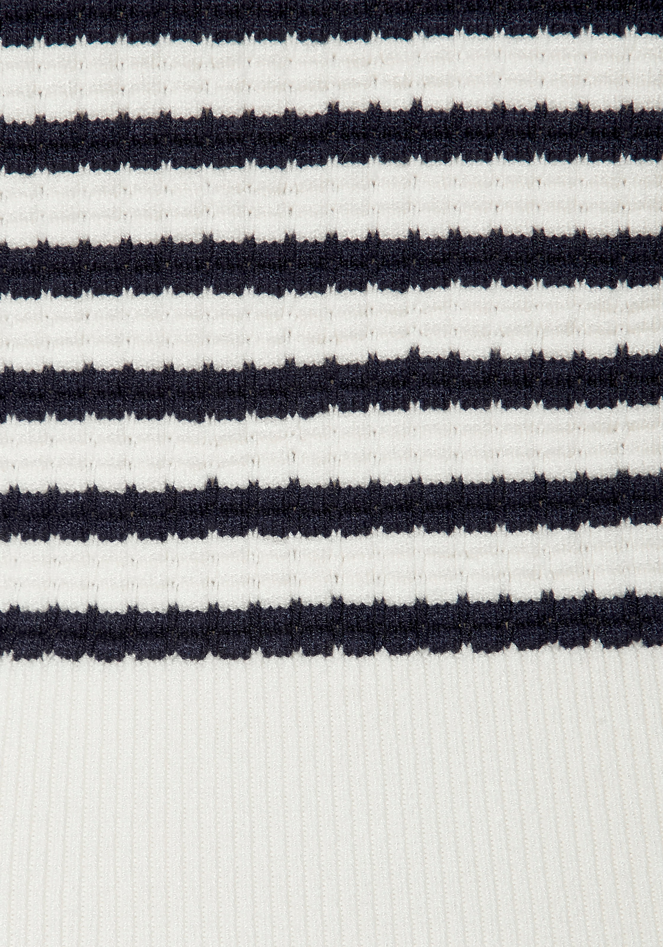 French Connection Pull , Look rayé marin en maille structurée douce, vêtements d'intérieur
