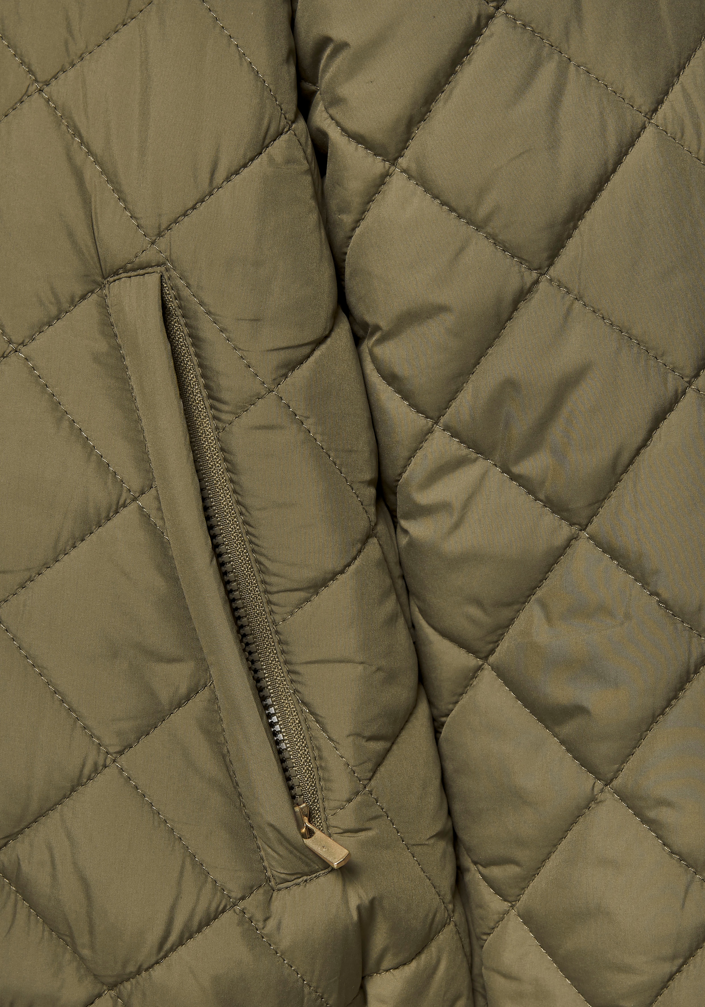 French Connection Steppjacke, mit geripptem Stehkragen
