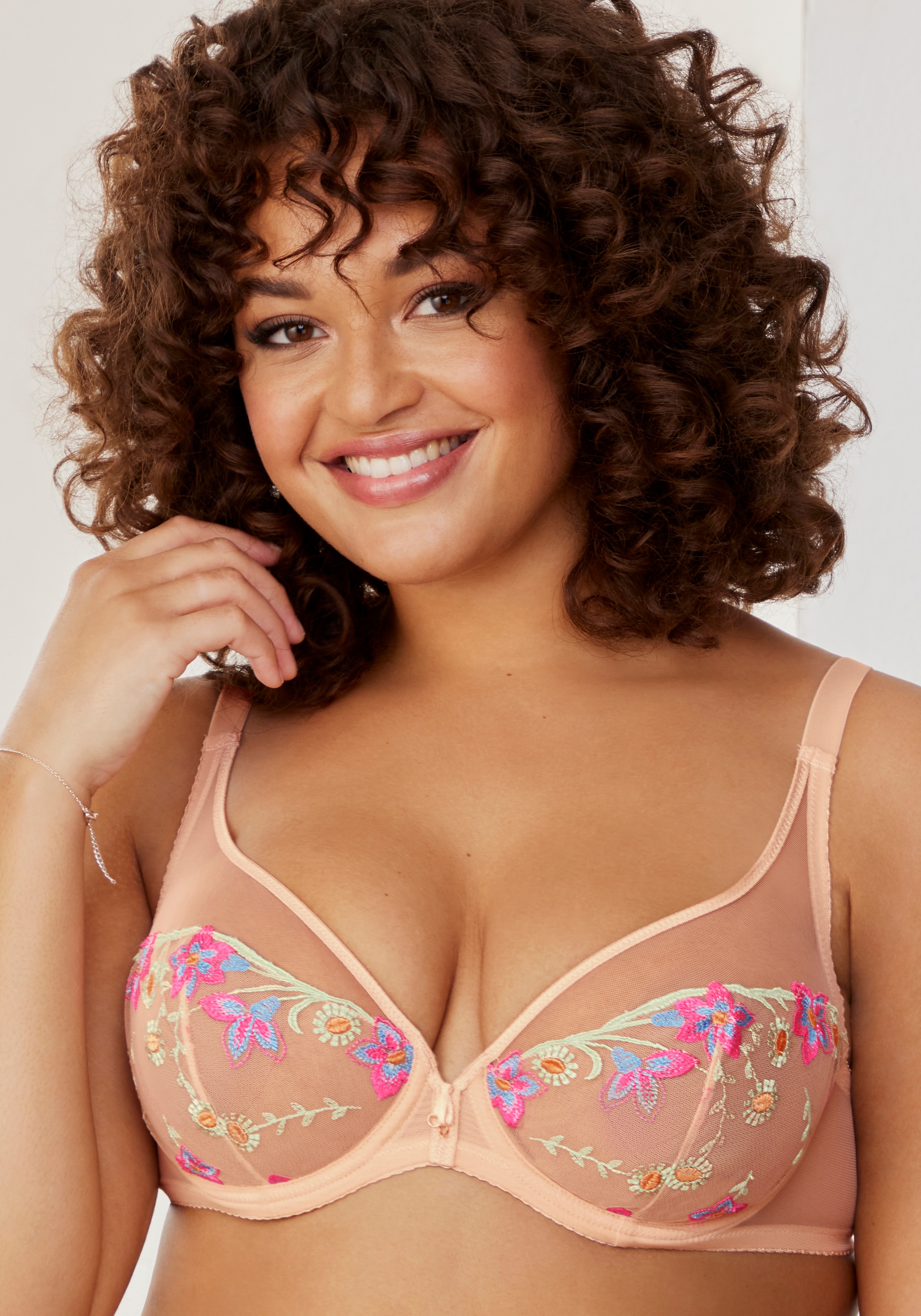 Vivance Soutien-gorge à armatures , mit neonfarbener Stickerei am Cup, Dessous
