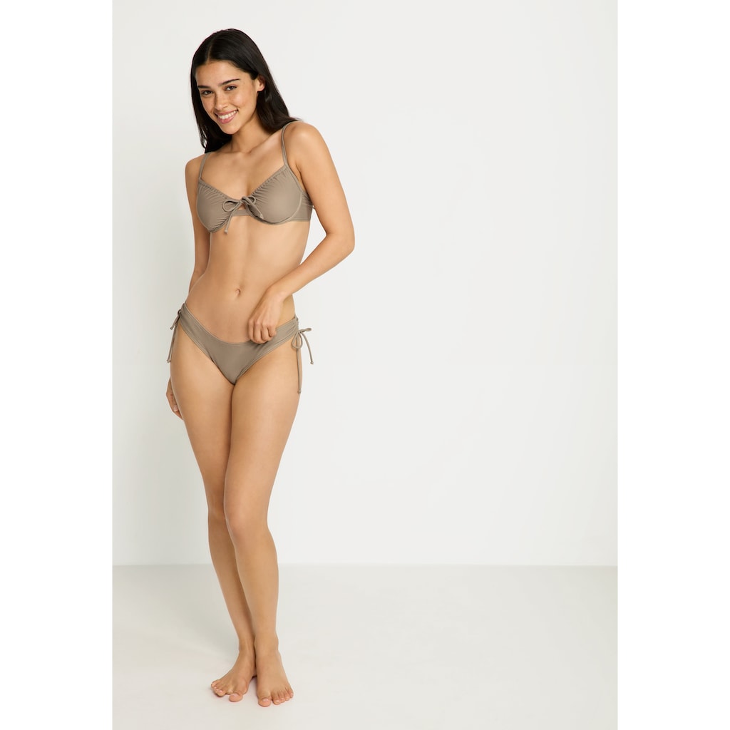 LSCN by LASCANA Bügel-Bikini-Top »Gina«, in trendigen Farben