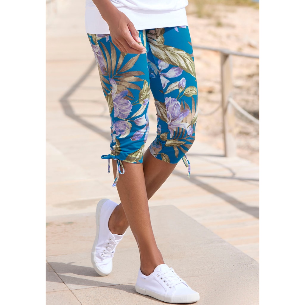 LASCANA Caprileggings, mit seitlicher Raffung und Allover-Druck, 3/4-Länge, Stretch