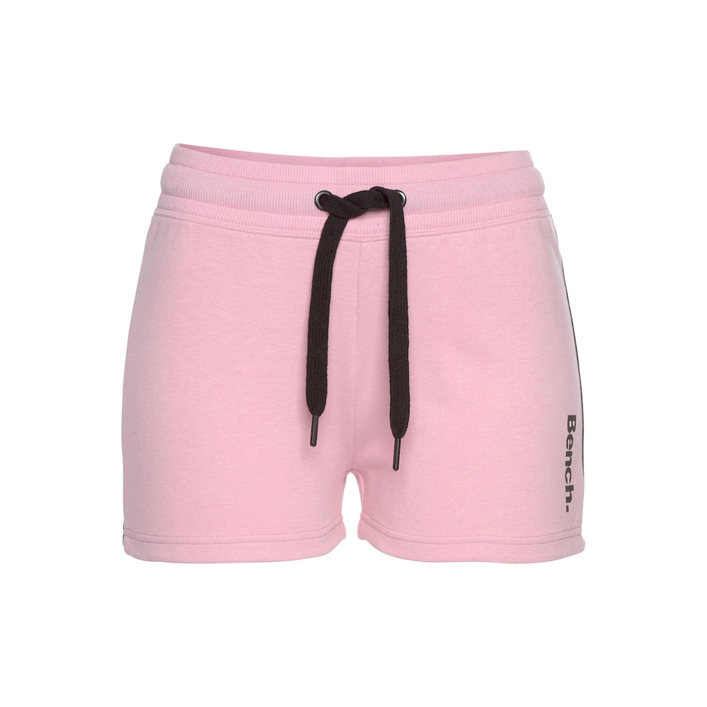 Bench. Loungewear Relaxshorts, mit Seitenstreifen, Loungewear