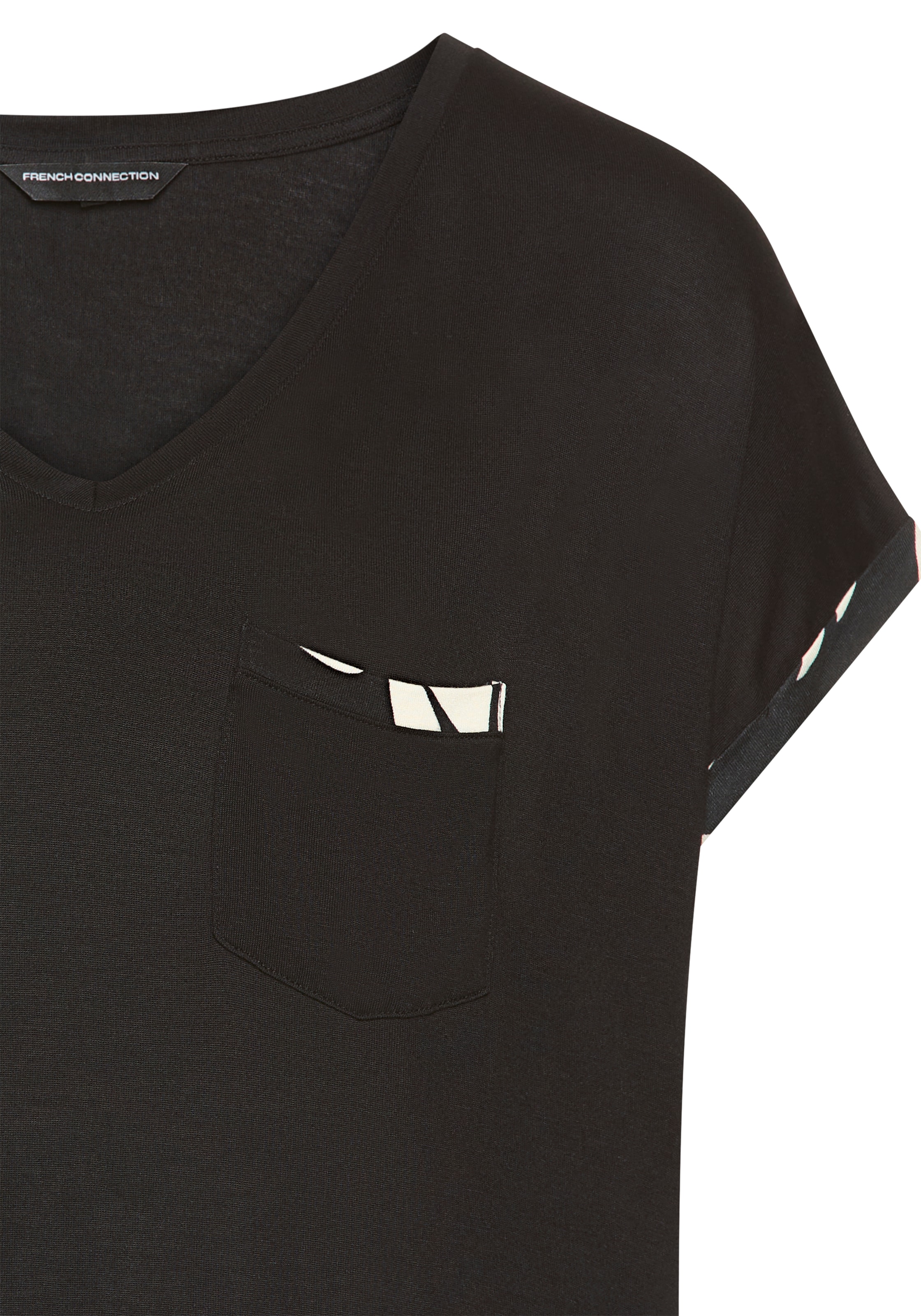 French Connection Shorty 2 im zeitlosen Schwarz-Weiss-Look