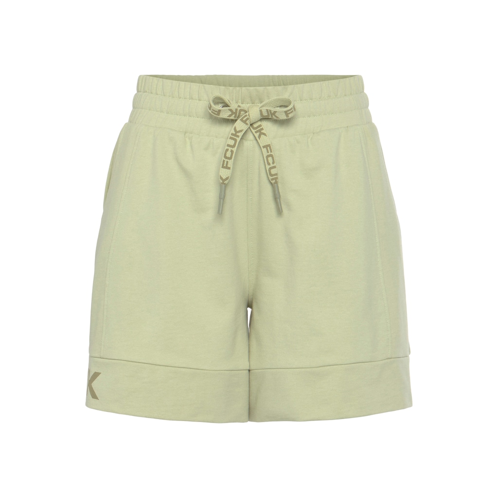 FCUK Sweatshorts, mit Längsteilungsnaht und Logoschriftzug, Loungewear