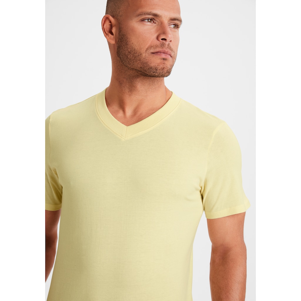 KangaROOS T-Shirt »Regular Fit,«, (2er-Pack), Freizeitshirt mit Kurzarm, V-Ausschnitt aus reine Baumwolle