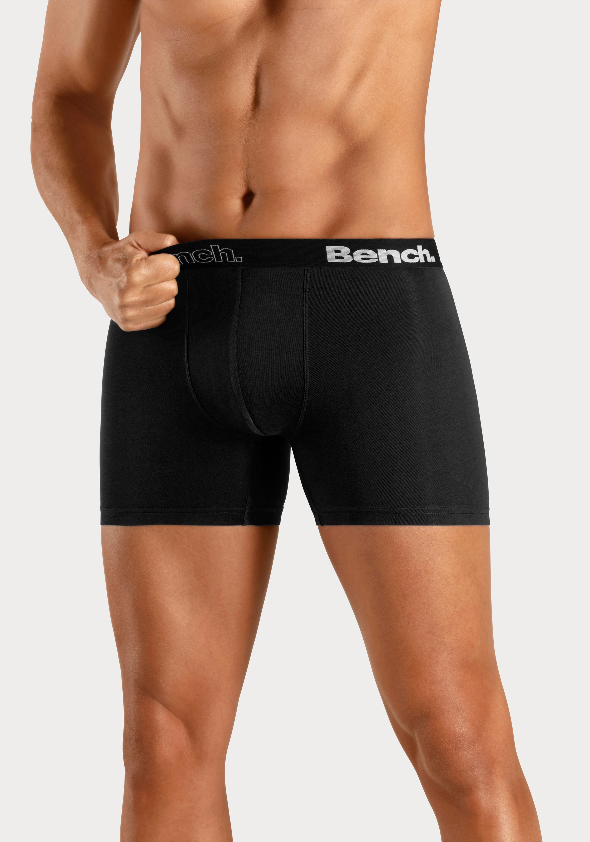 Bench. Langer Boxer "Boxershorts für Herren" Packung, 4 Stk. Unterhosen mit Logoschriftzug im Bund