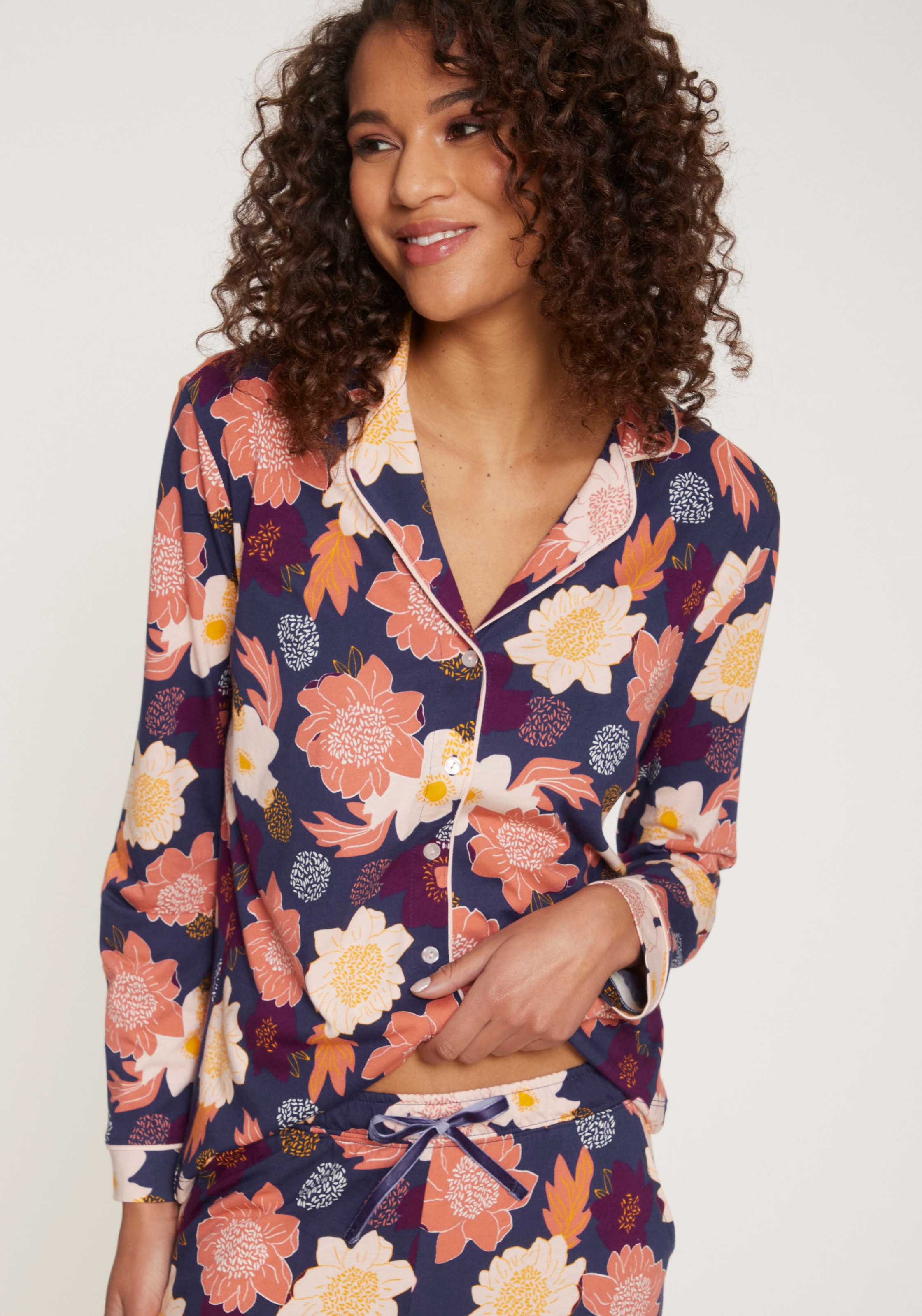 Vivance Dreams Pyjama, (2 tlg.), mit kreativen Mustern