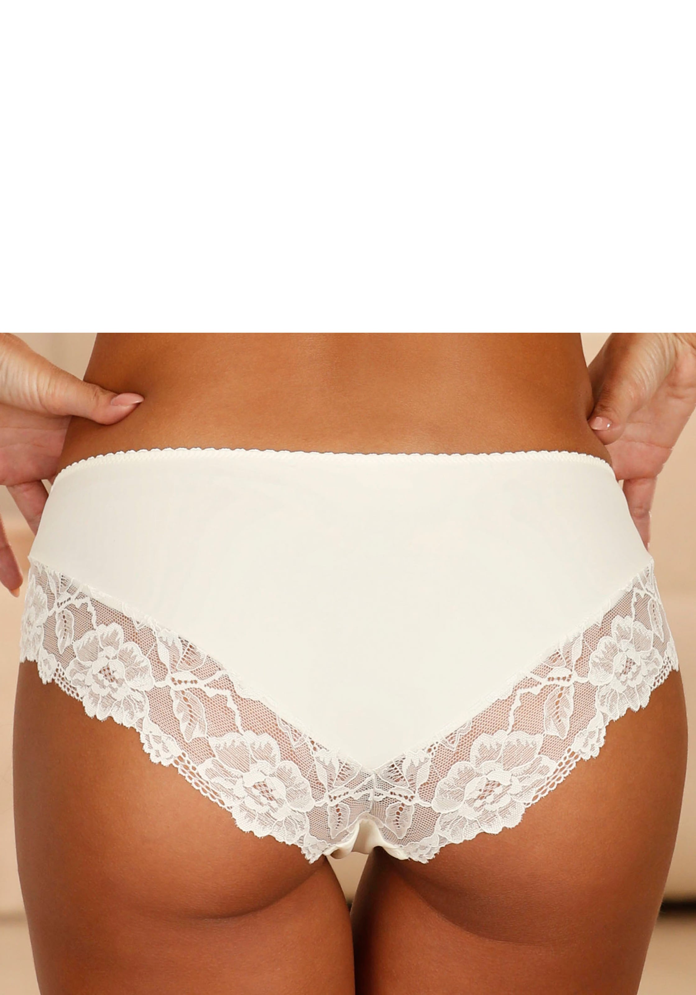 LASCANA Tanga »Vittoria«, mit Spitzeneinsätzen