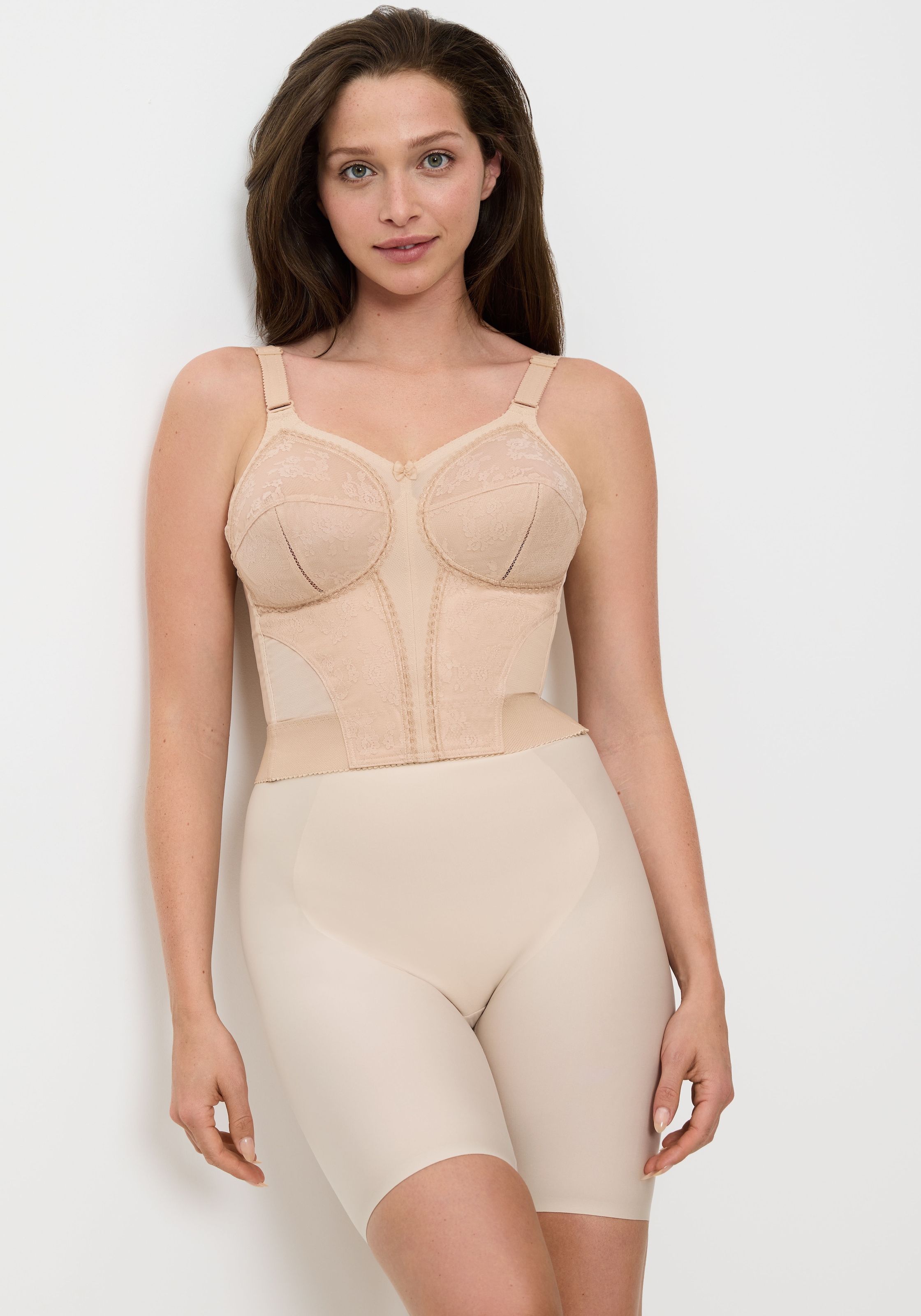 Triumph Soutien-gorge long »Doreen L02 X«, mit Spitzendetails