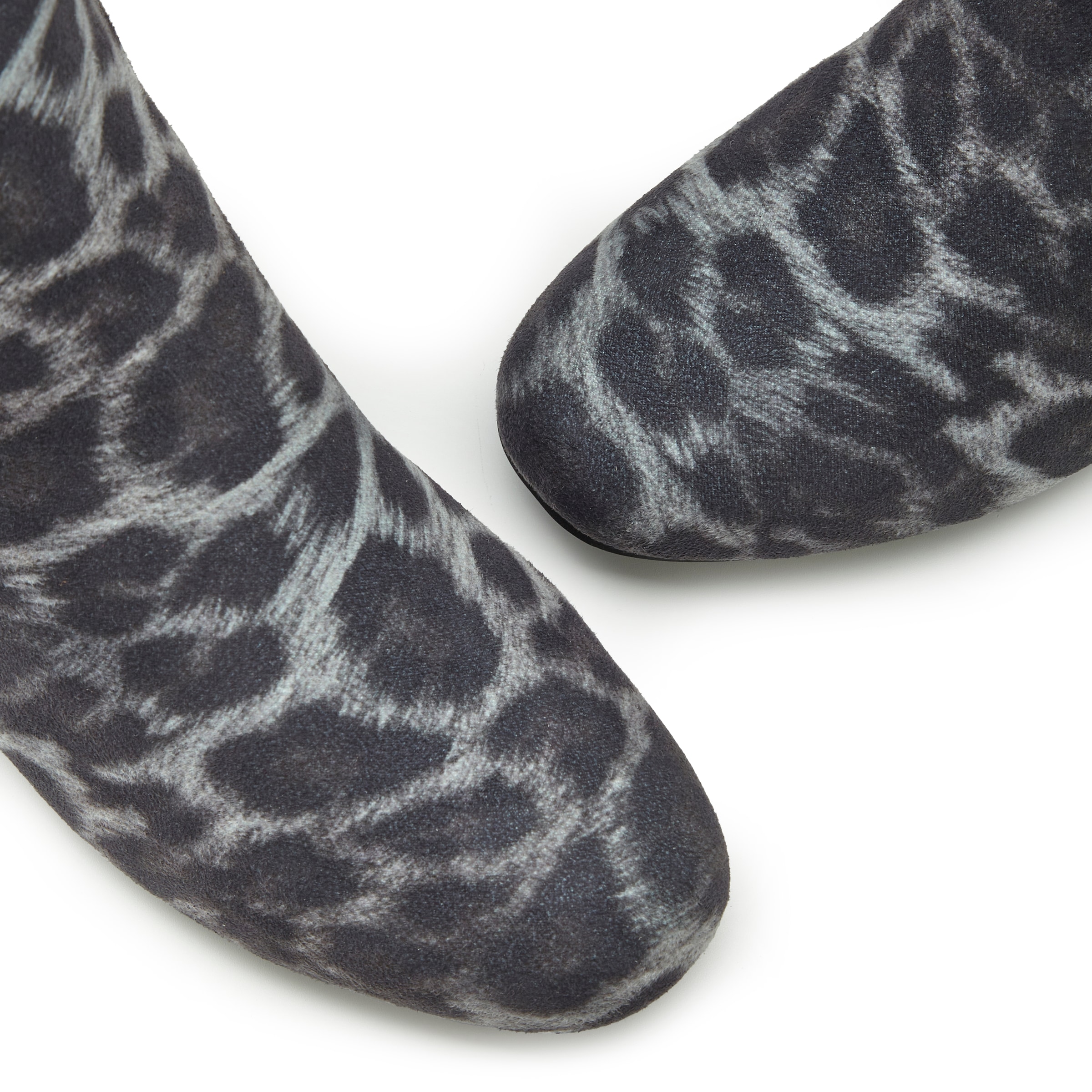 LASCANA Bottines »Herbststiefelette,  Ankle Boots, Stiefel,«  avec talon bloc confortable VEGAN