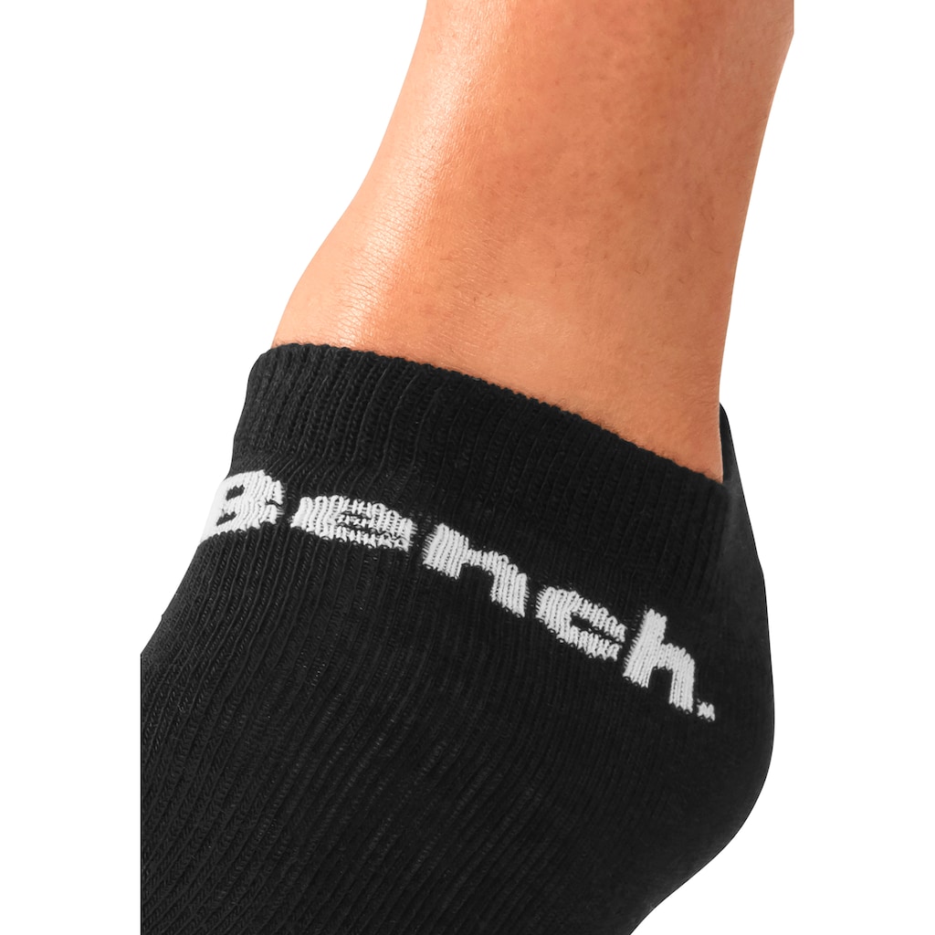 Bench. Sportsocken, (Packung, 12 Paar), Sneakersocken mit klassischem Logoschriftzug