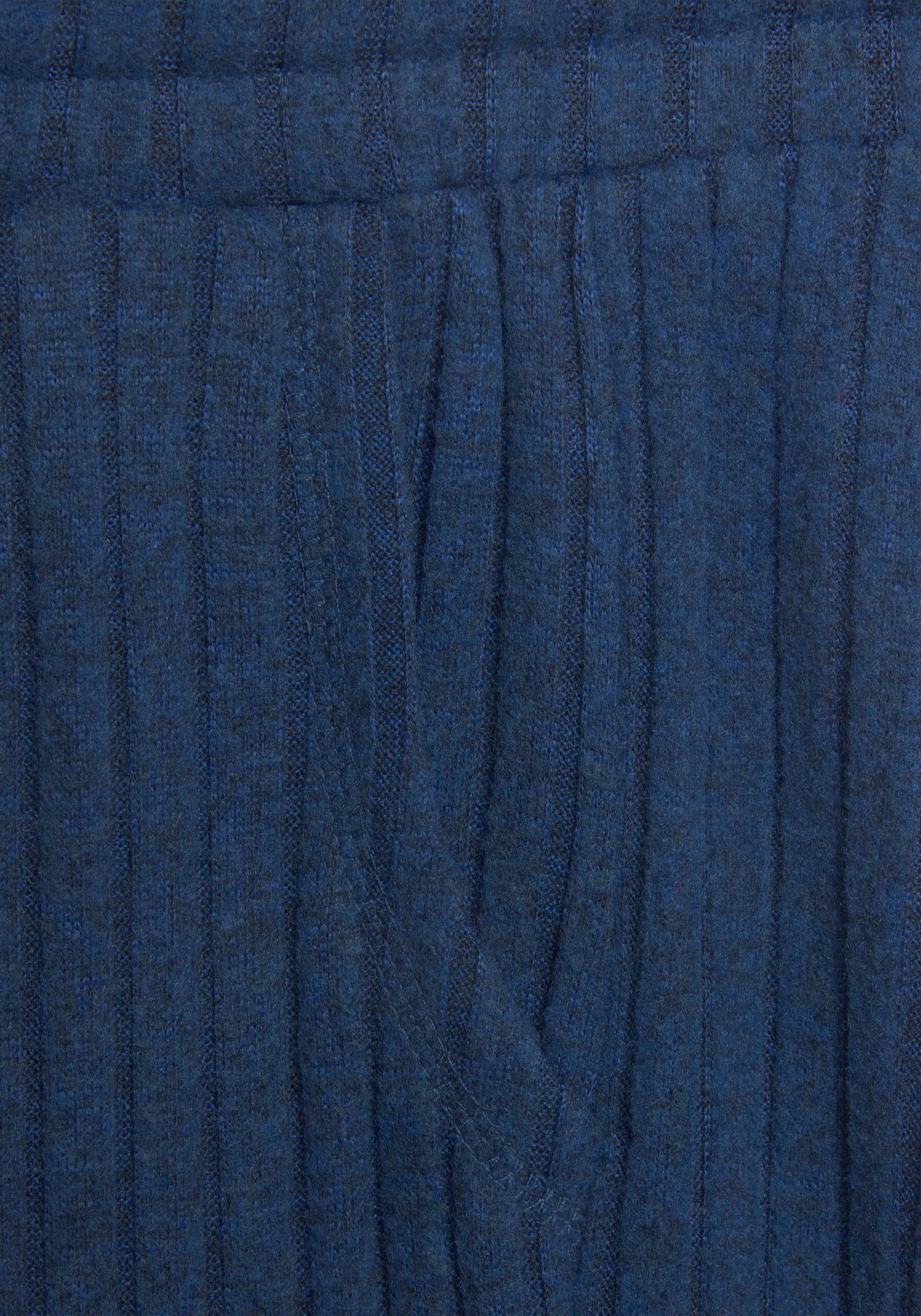 LASCANA Homewearhose, -Lounge-/Strickhose mit weitem Bein und seitlichen Taschen, Loungewear