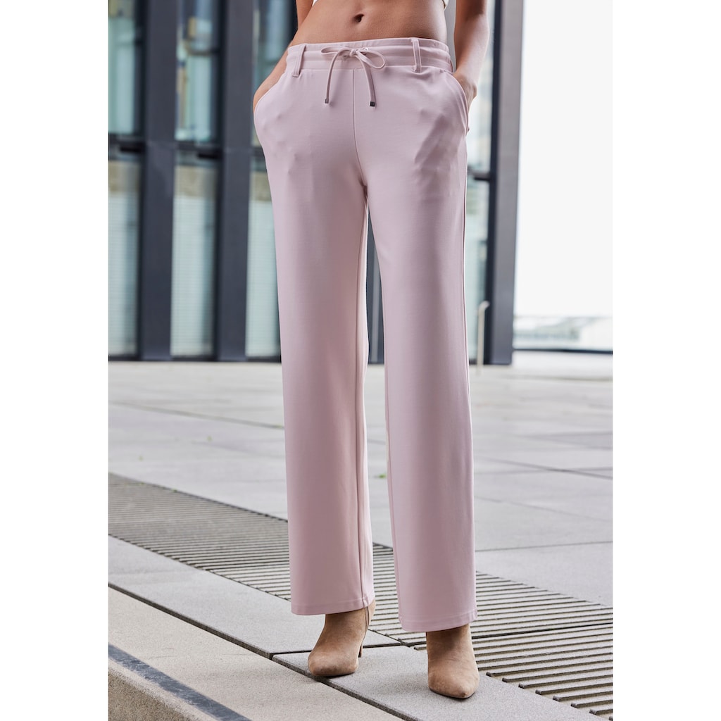 LASCANA Homewearhose, in weich fliessendem Material, Loungewear