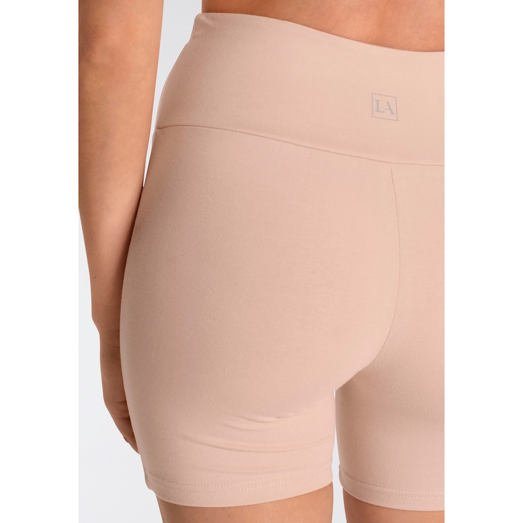 LASCANA Shorts, mit breitem Bündchen und Logodruck