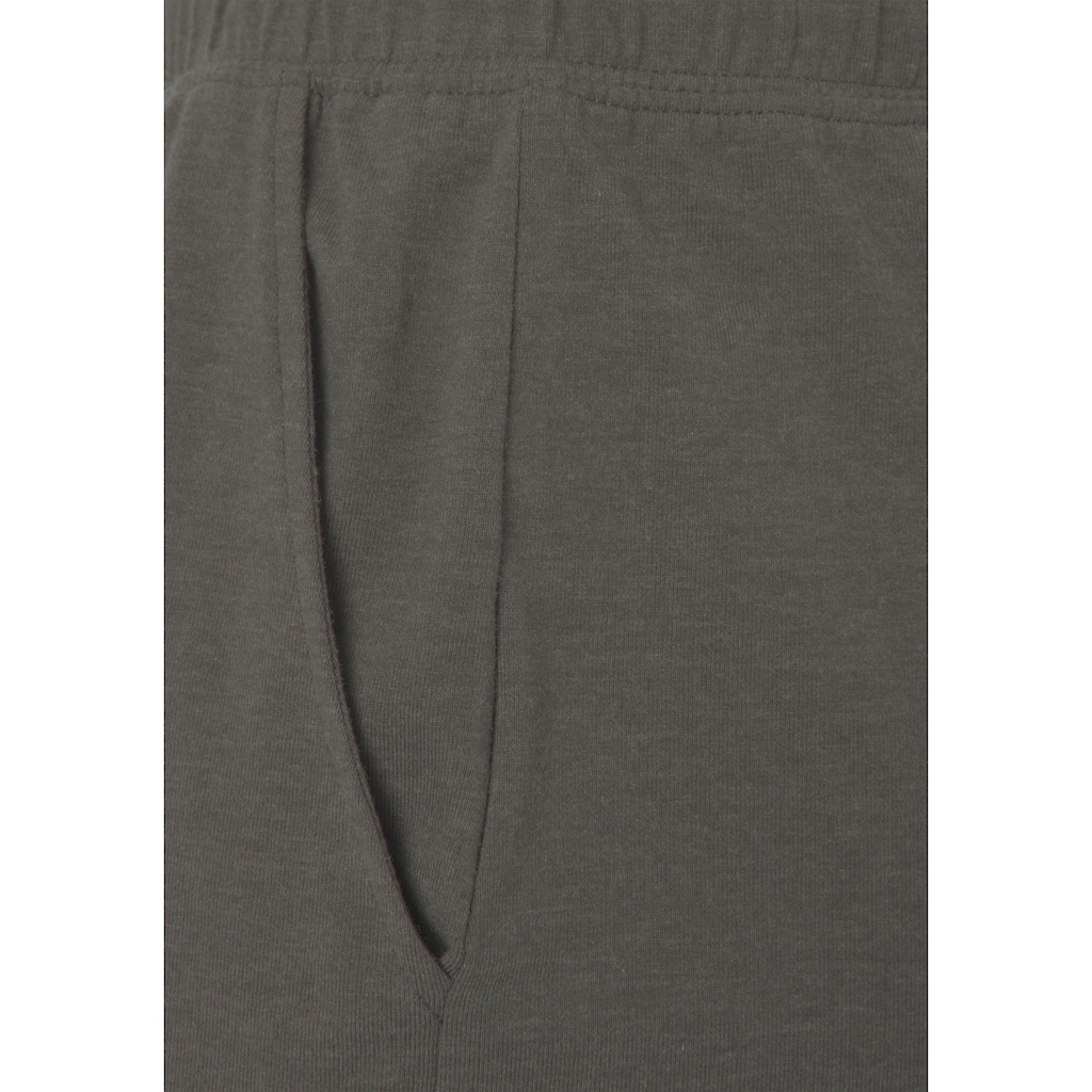 H.I.S Shorty, (2 tlg.), mit Logostickerei auf der Brust