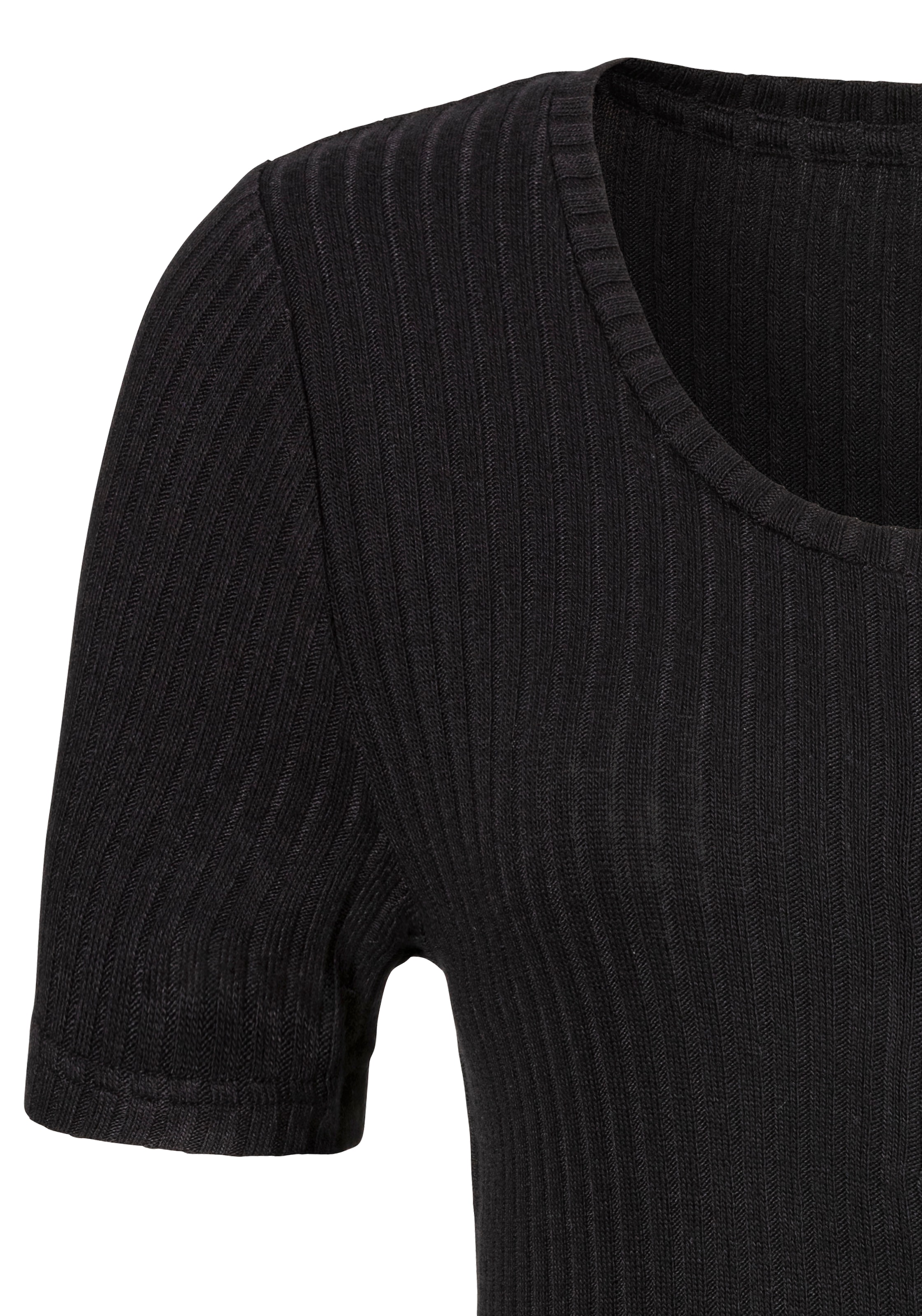 LASCANA T-Shirt »mit kurzer Knopfleiste«, aus weicher Viskose-Ripp-Qualität