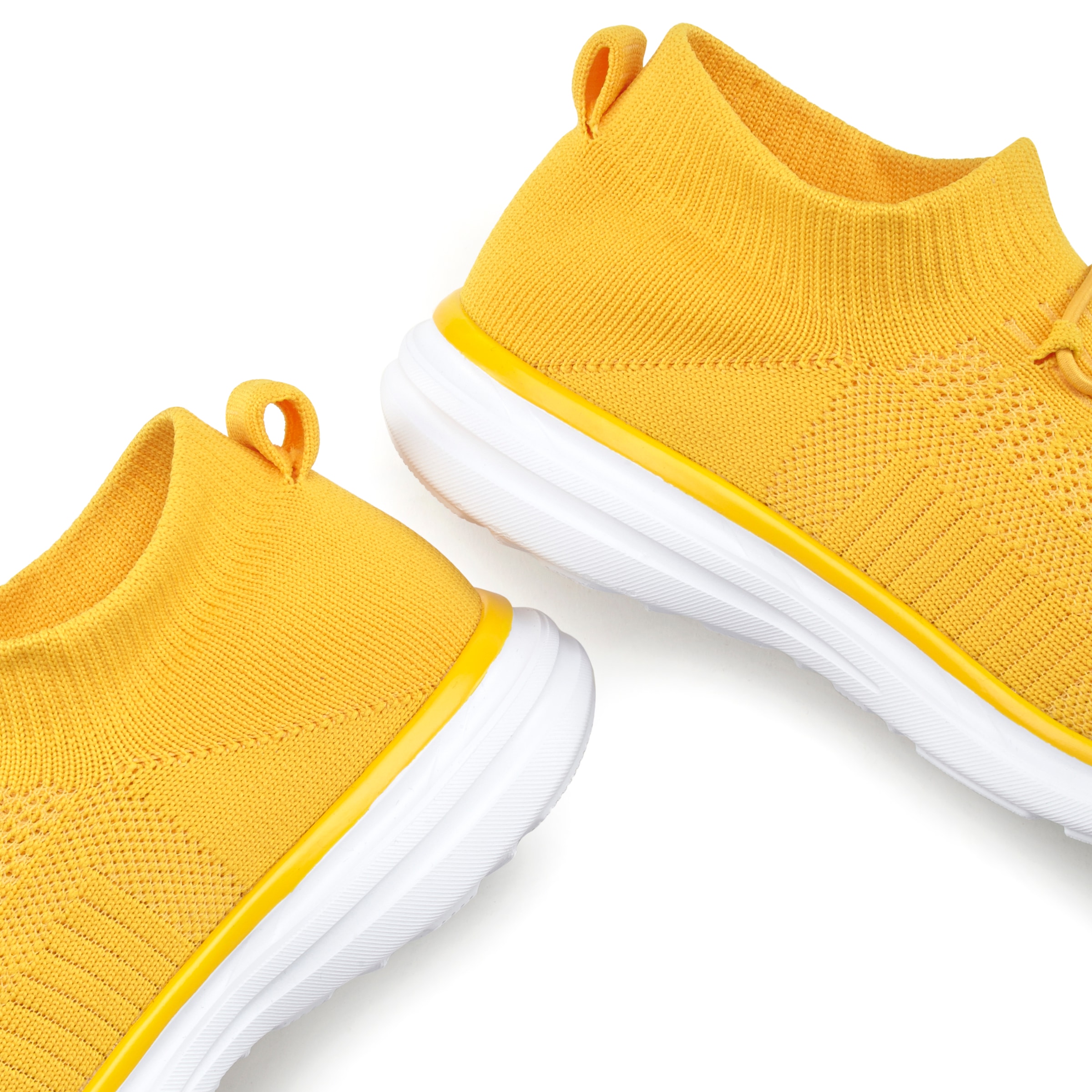 LASCANA Sneaker, ultraleicht und bequem zum Reinschlüpfen