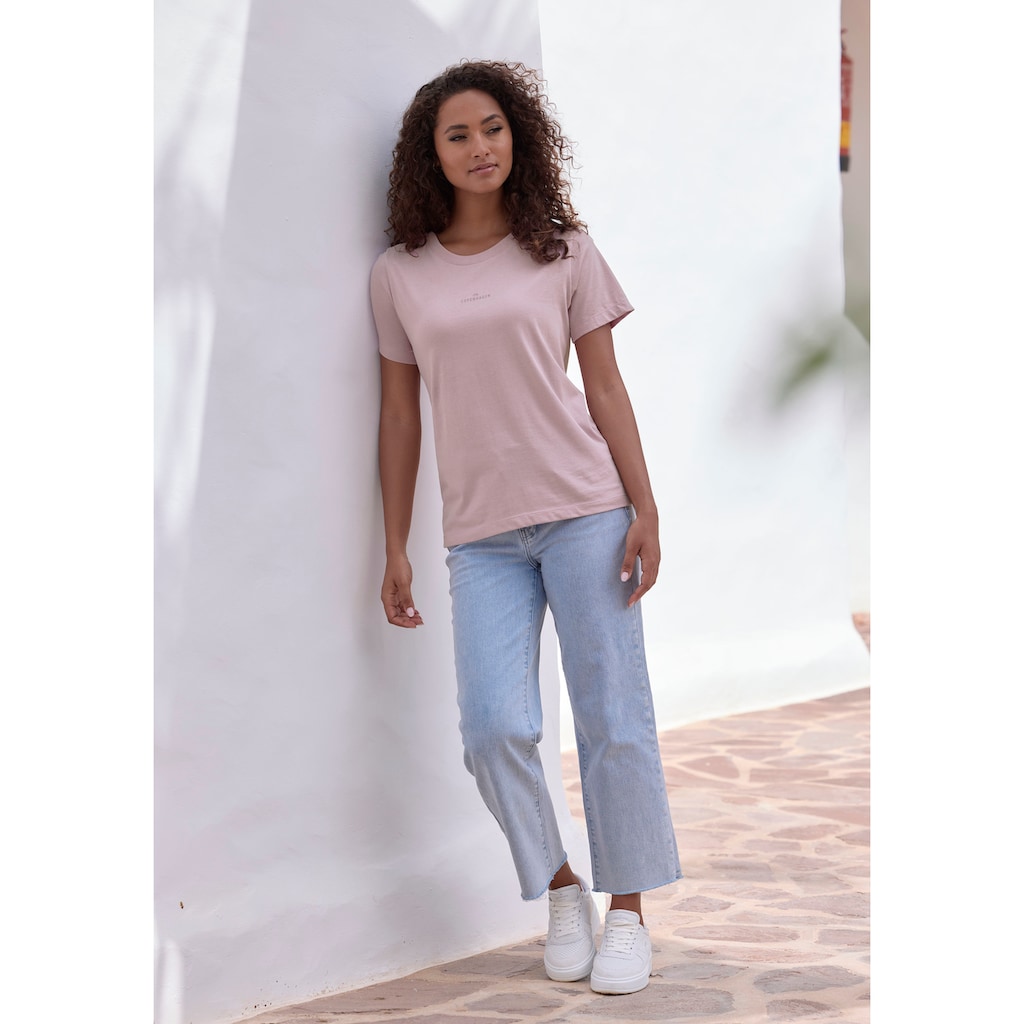 Copenhagen Studios T-Shirt »mit dezentem Logoprint vorn«, aus softer Jersey-Qualität mit Bio-Baumwolle