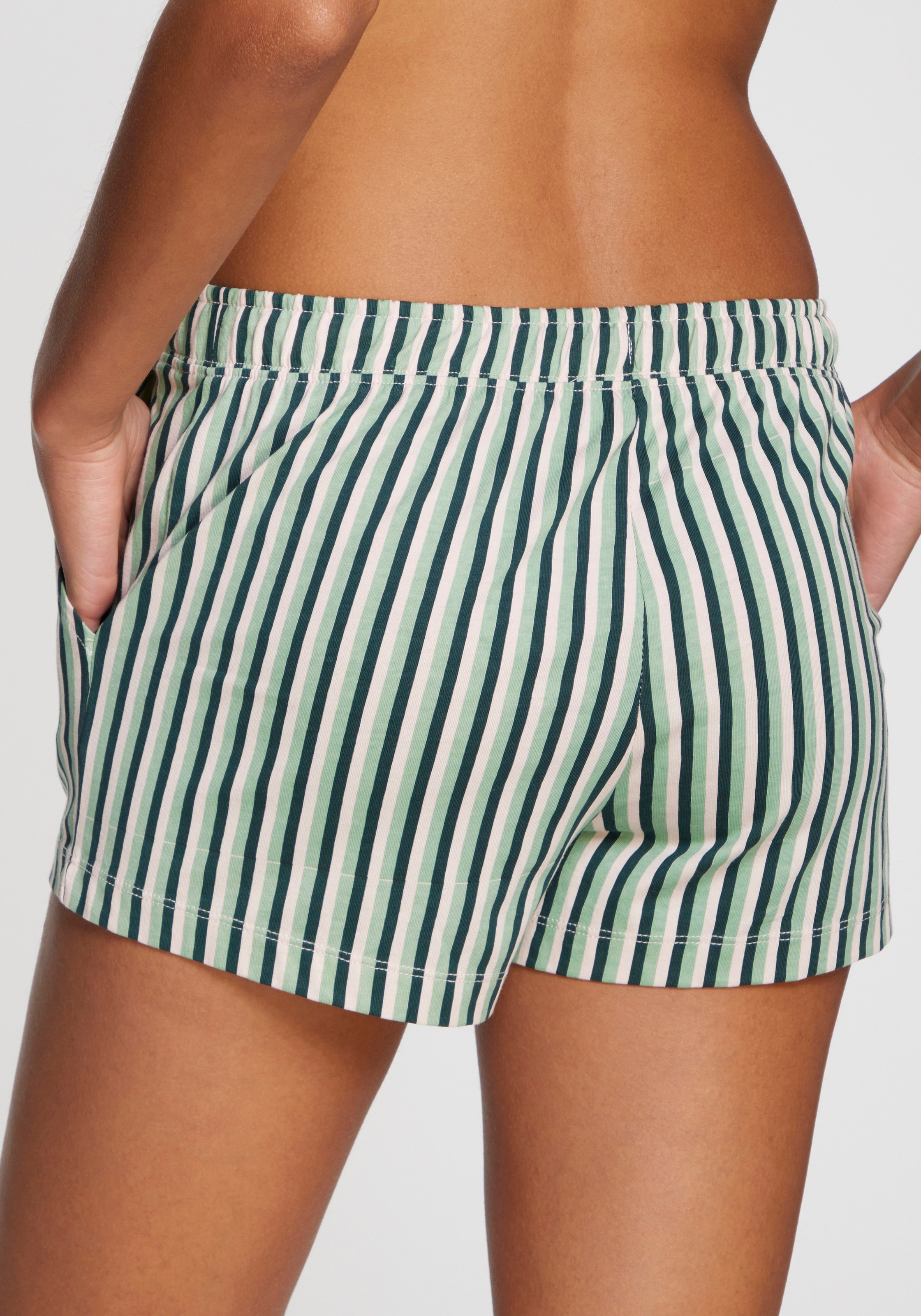 s.Oliver Pyjamashorts, Mit schönem Allovermuster